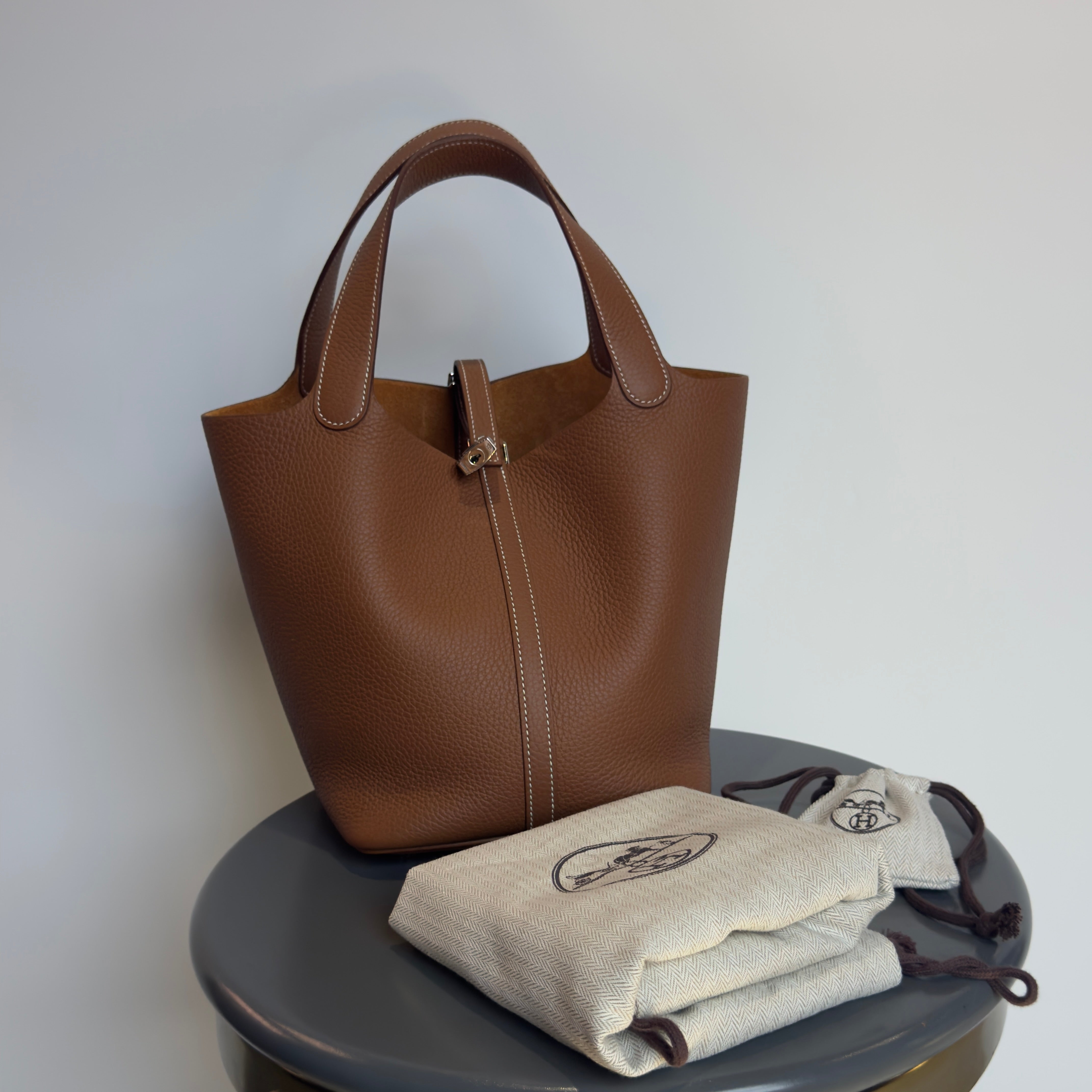Hermes Clemence Picotin 22 Brown