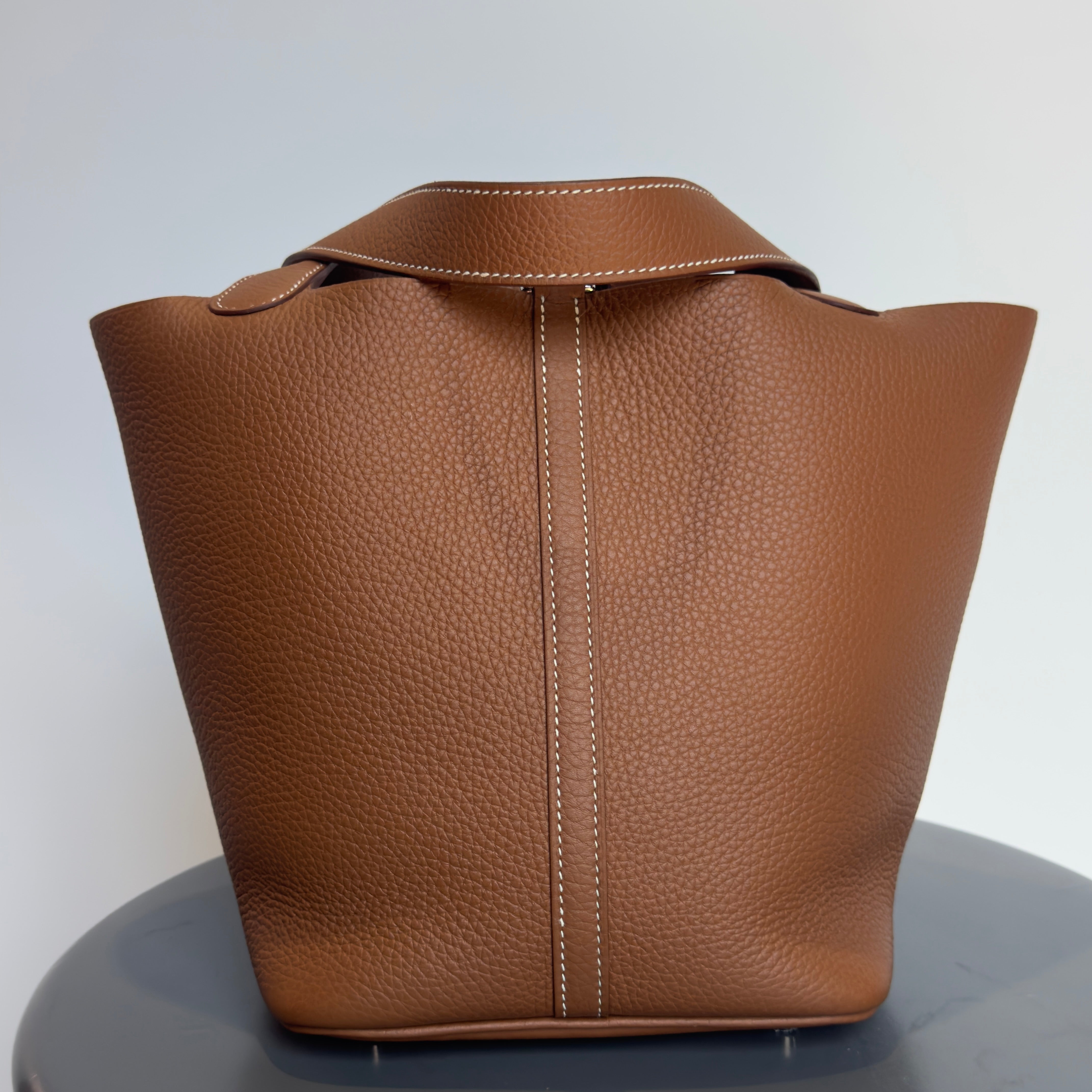 Hermes Clemence Picotin 22 Brown