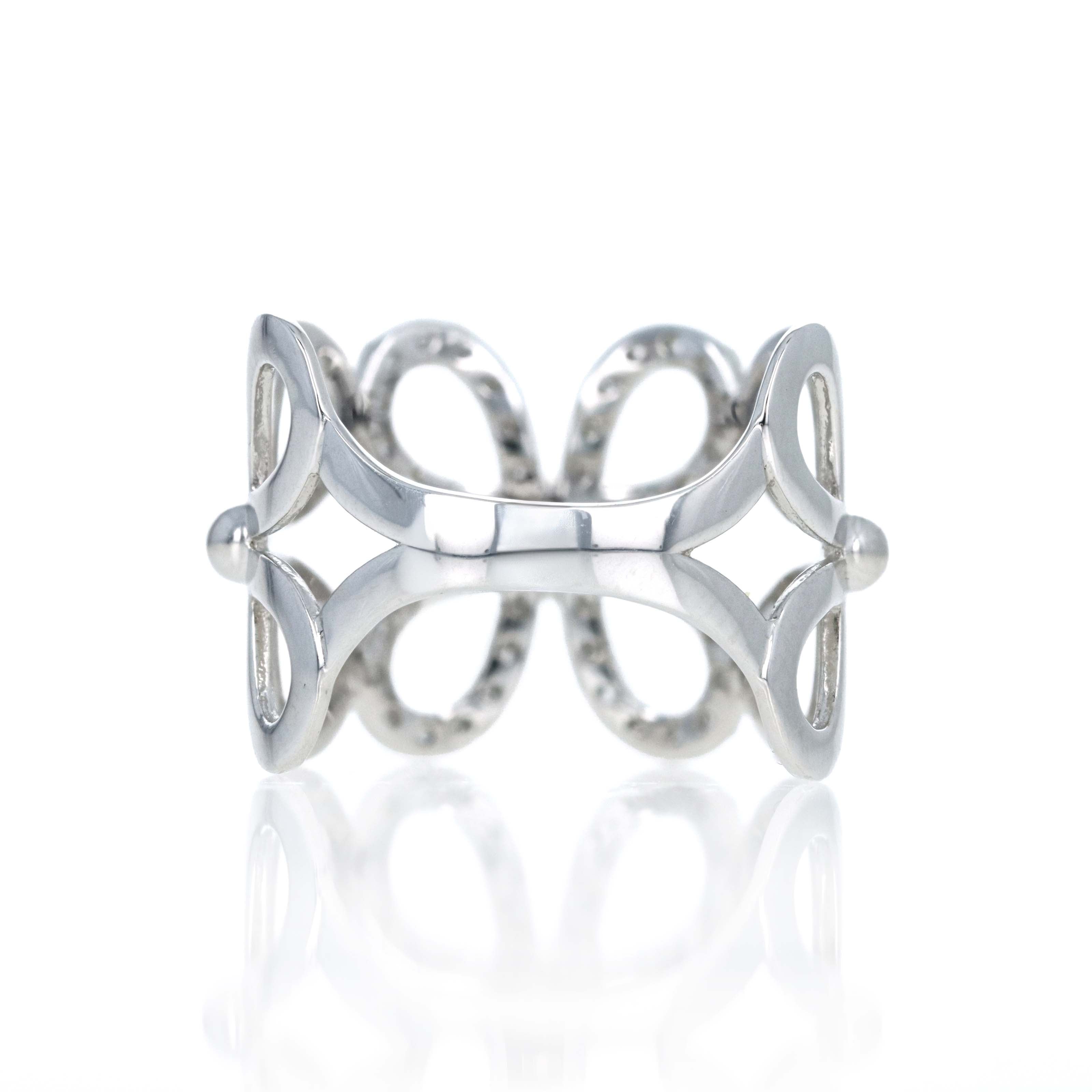 Platinum 0.15 Carat Natural Pink Fancy Intense Diamond Flower Ring