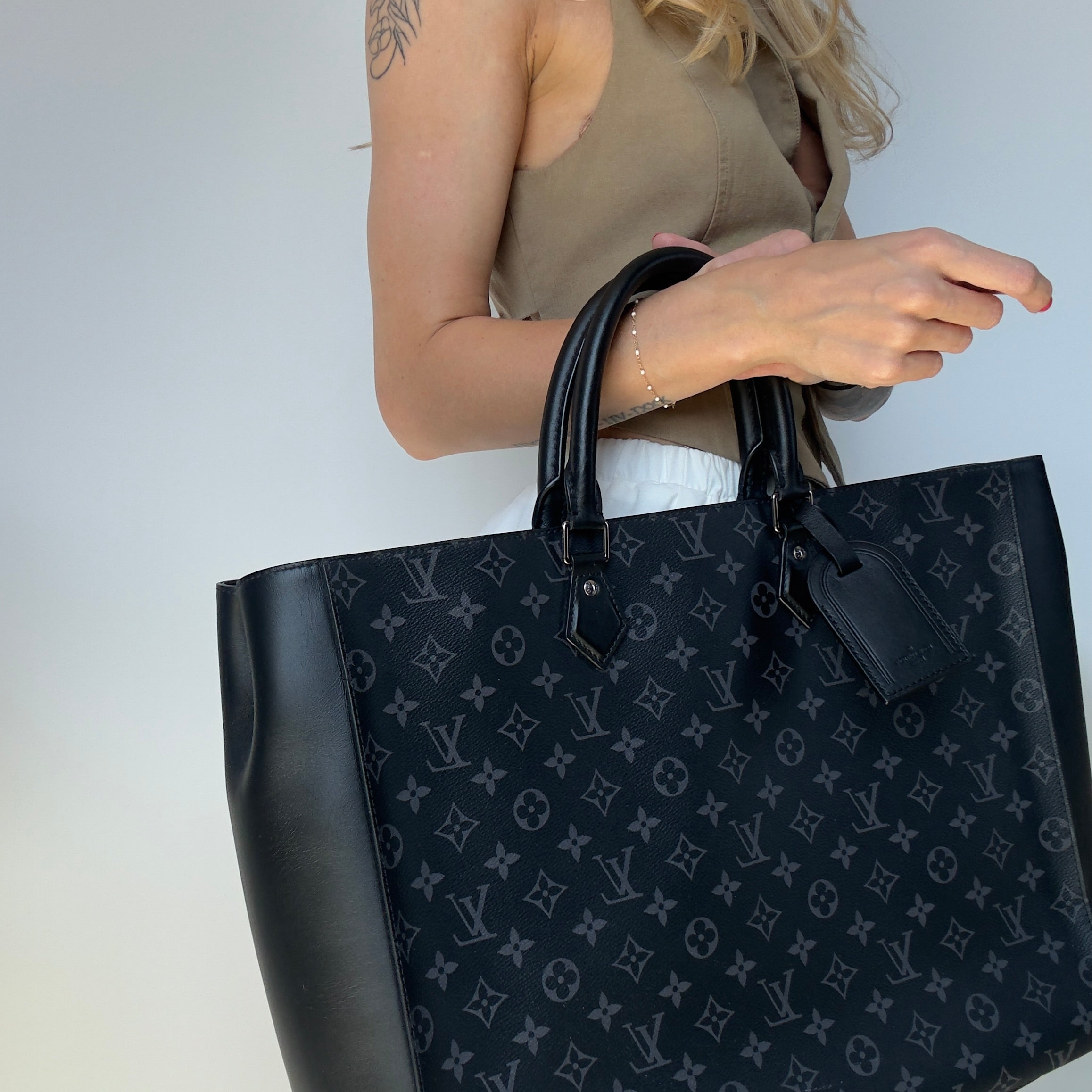 Louis Vuitton Monogram Eclipse Grand Sac Tote with Pouch - Queen May