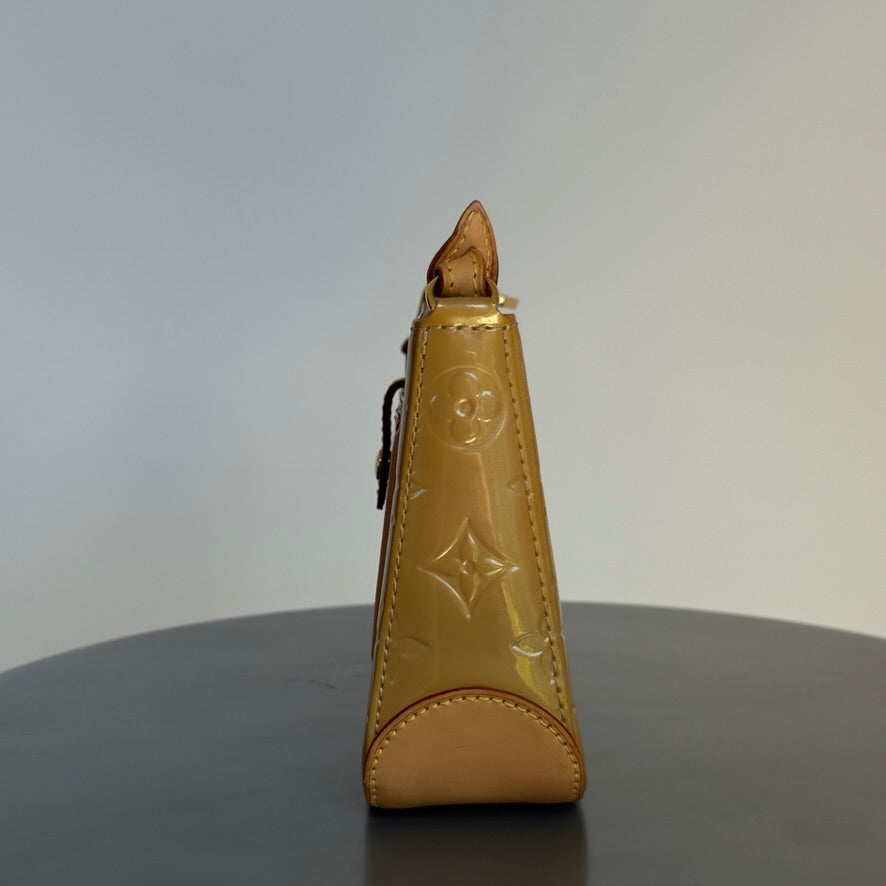 Louis Vuitton Monogram Vernis Mallory Square - Queen May