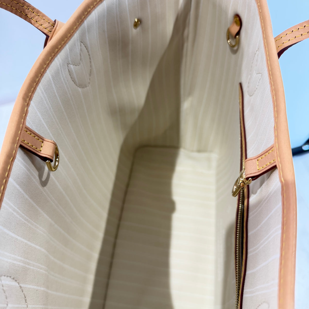 Louis Vuitton By The Pool Neverfull MM - Queen May