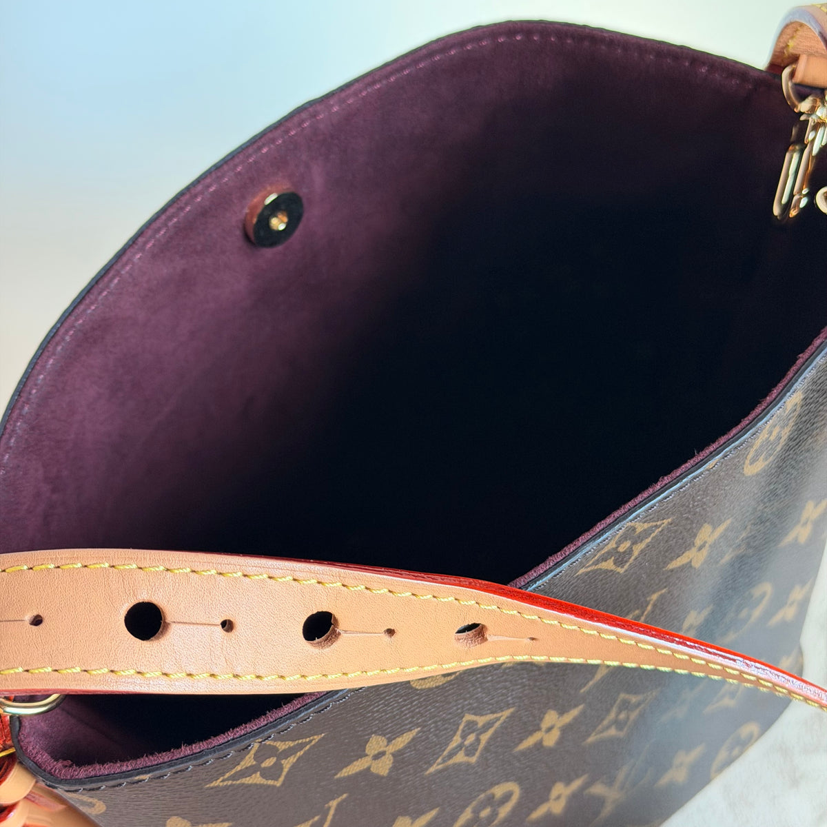 Louis Vuitton All In BB - Queen May