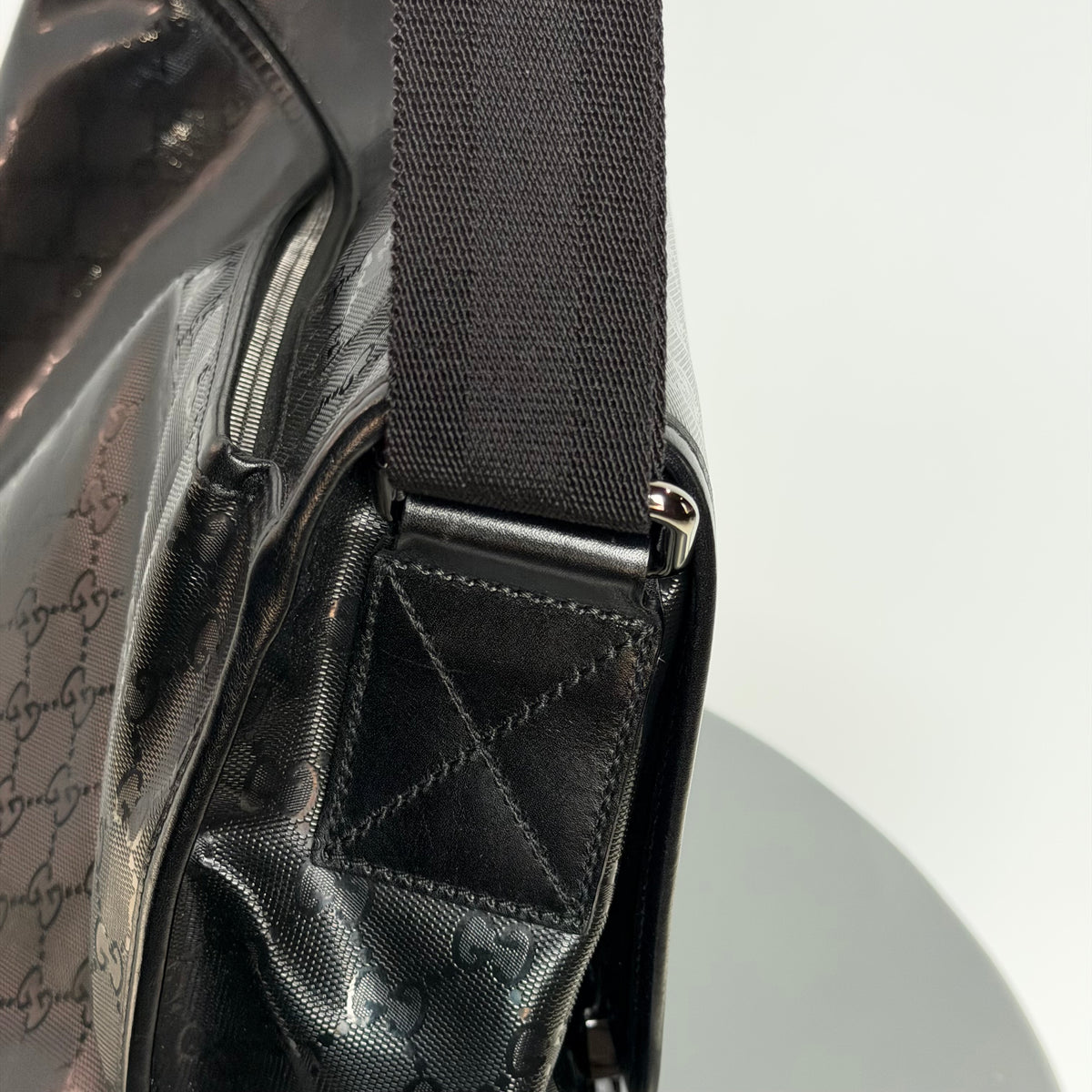 Gucci Black Imprime Messenger Bag - Queen May