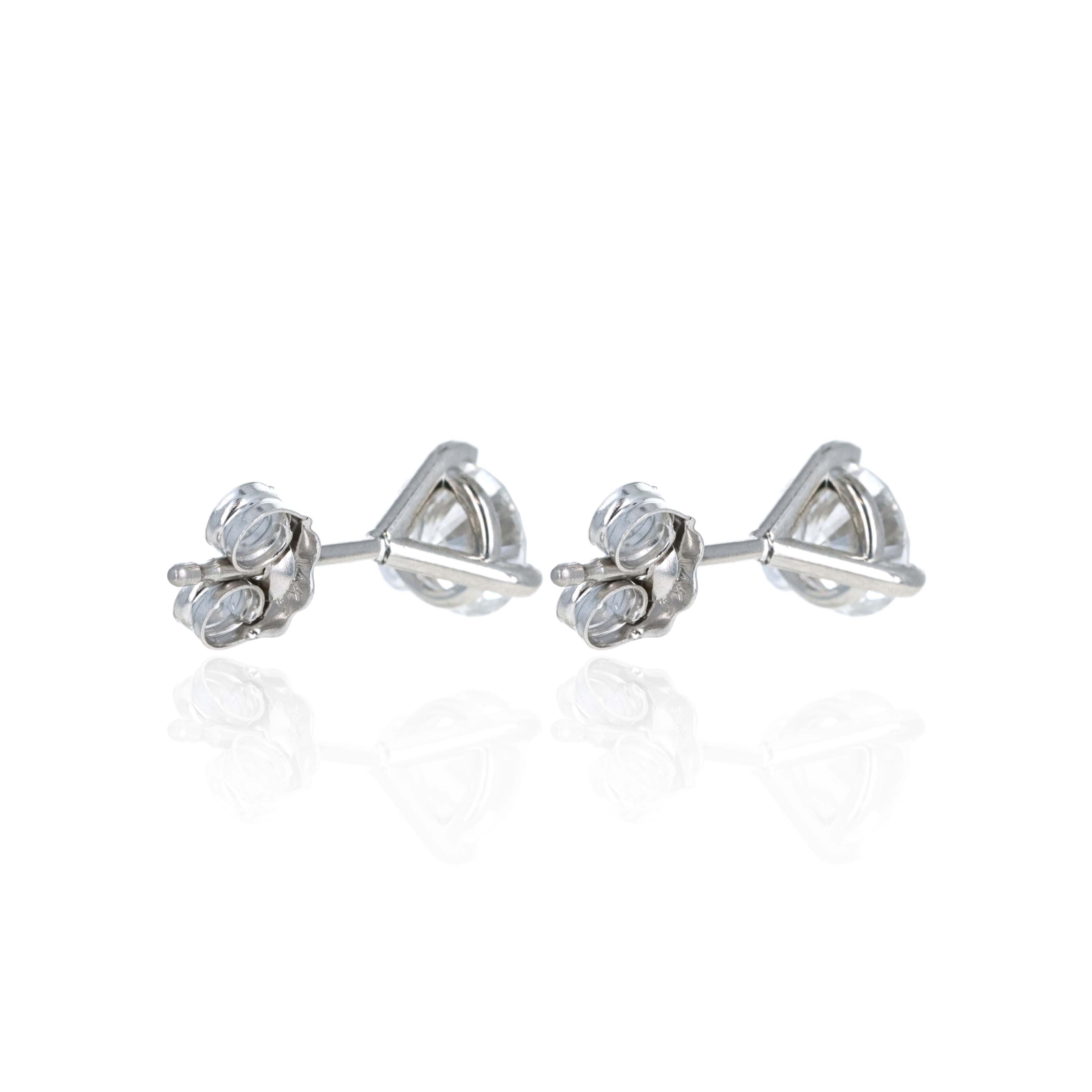 14K White Gold 1.03 Carat Round Brilliant Diamond Three Prong Martini Stud Earrings