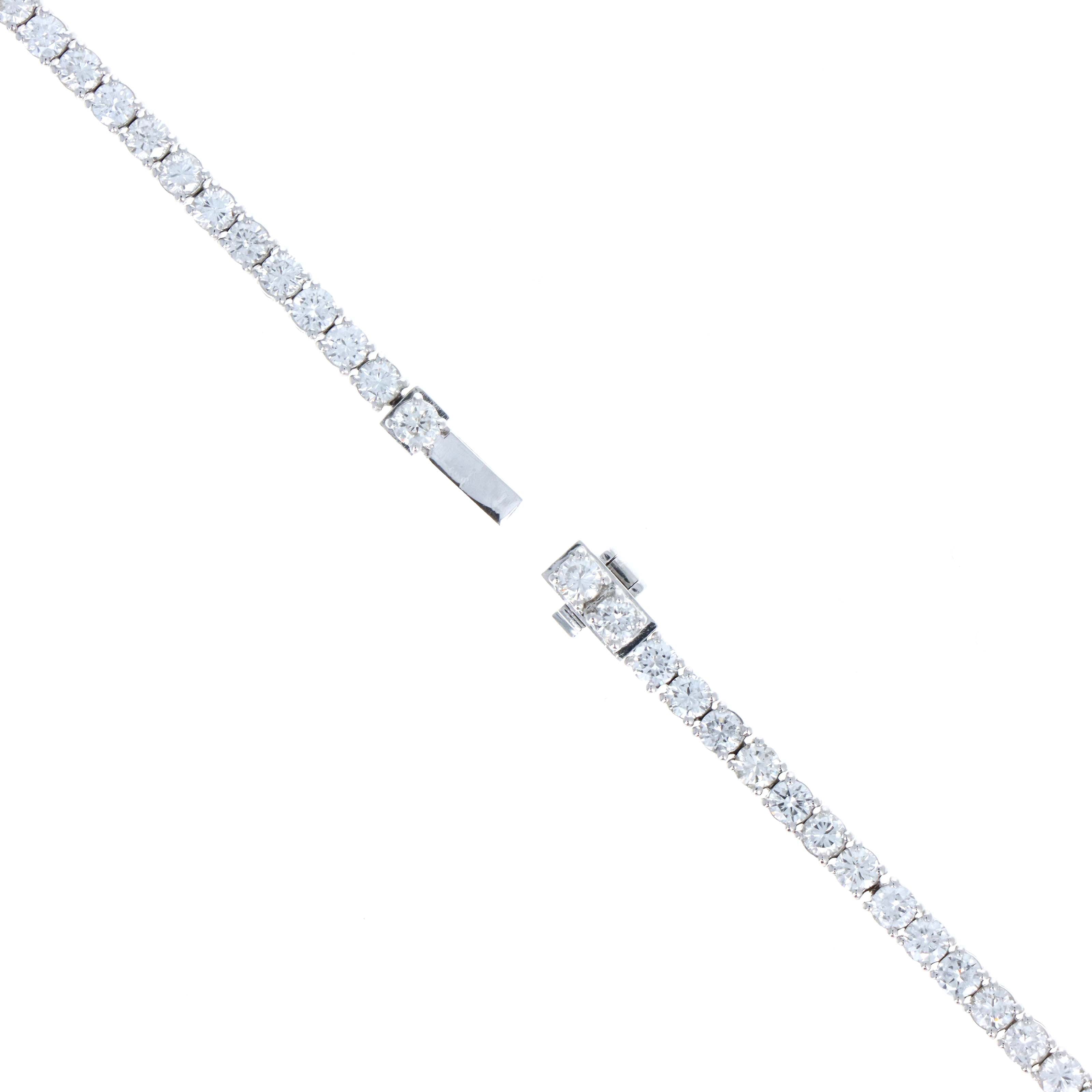 Platinum 4.13 Carat Round Brilliant Diamond Tennis Bracelet - Queen May