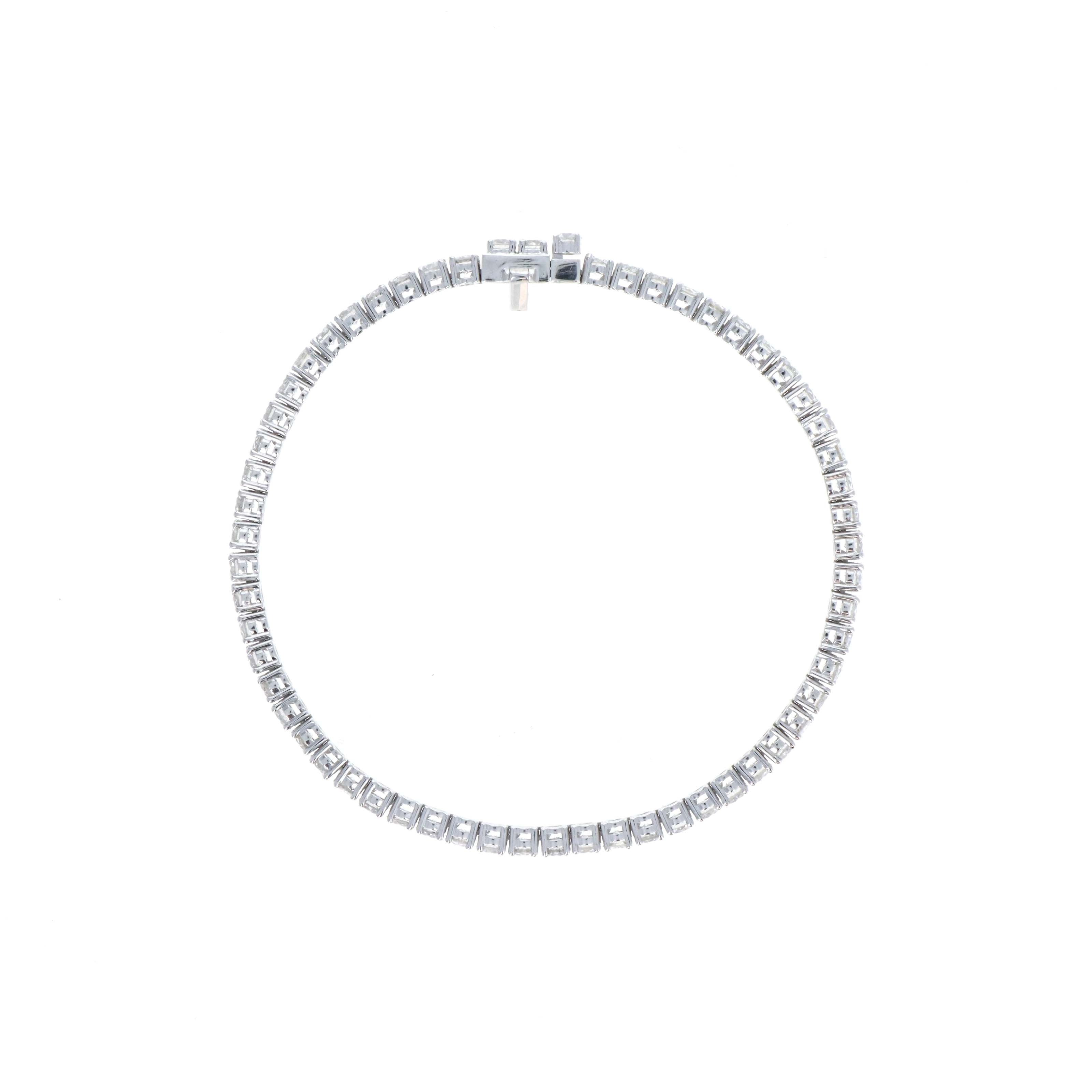 Platinum 6.13 Carat Round Brilliant Diamond Tennis Bracelet - Queen May