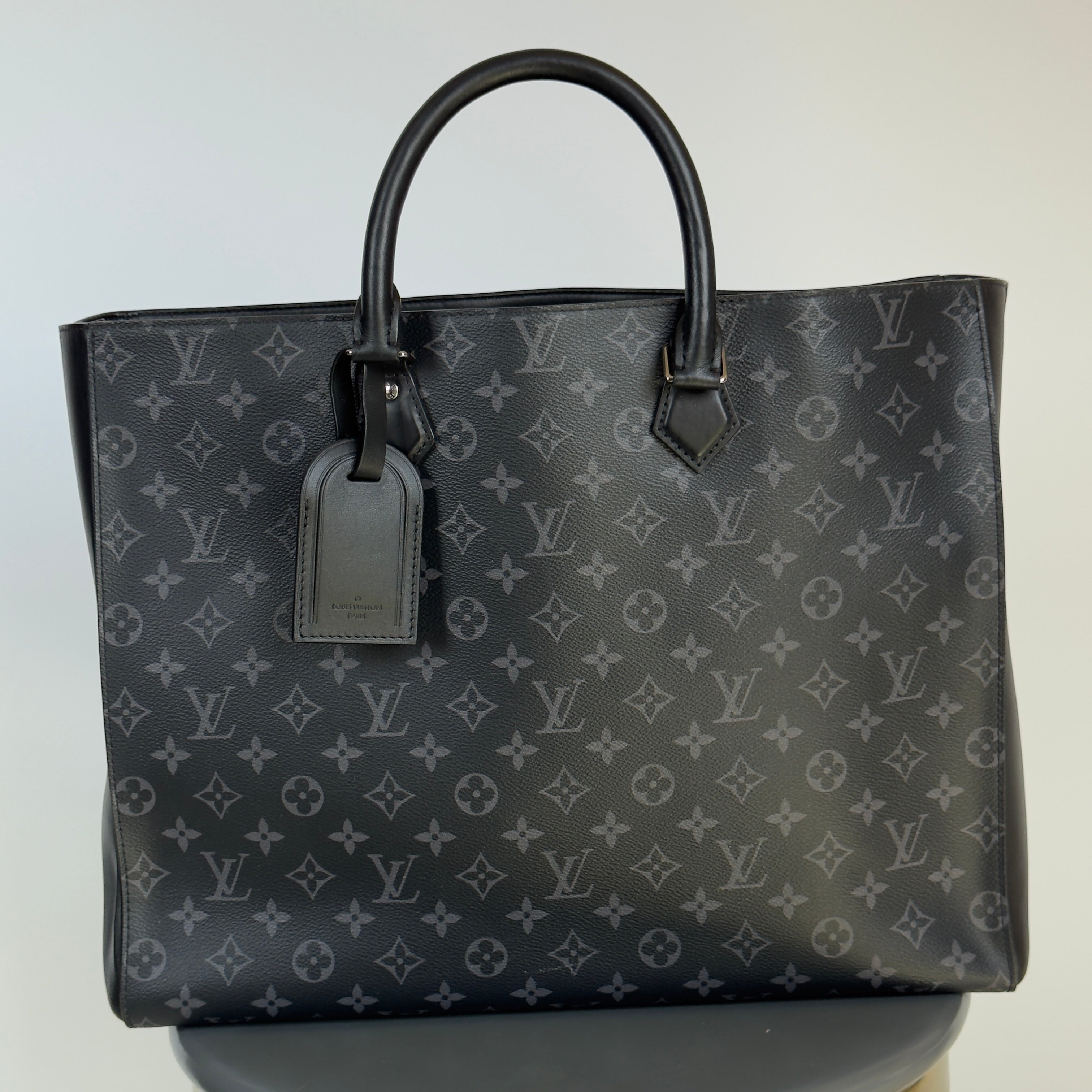 Louis Vuitton Monogram Eclipse Grand Sac Tote with Pouch - Queen May