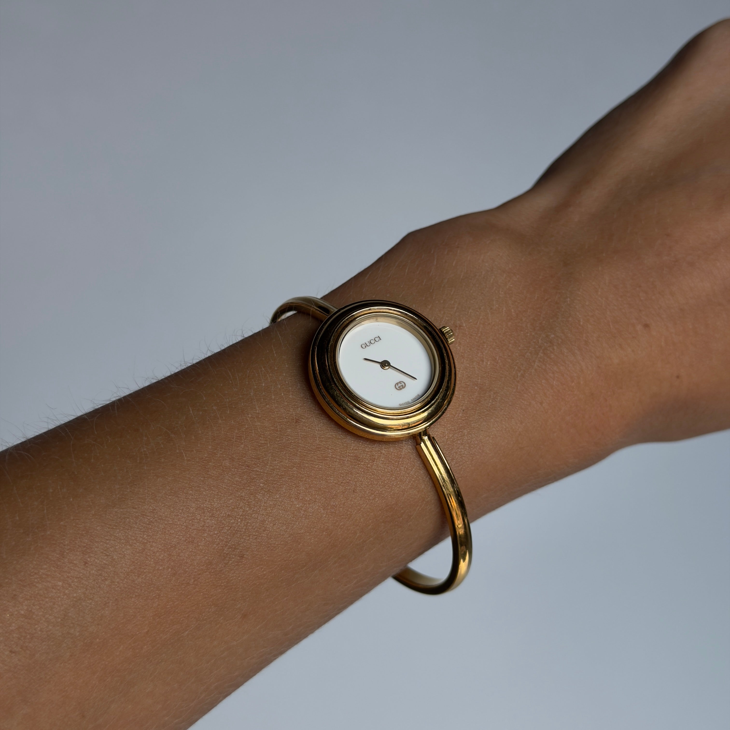 Vintage Gucci Interchangeable Metal Bezel Watch