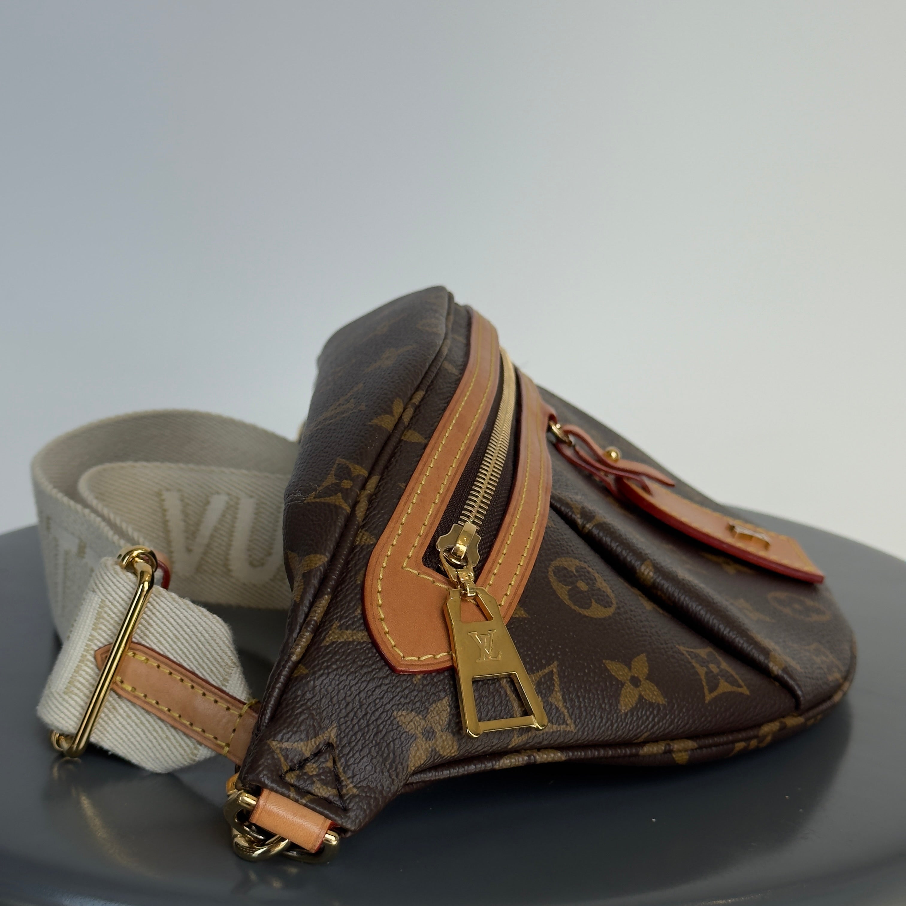 Louis Vuitton Monogram High Rise Bum Bag - Queen May