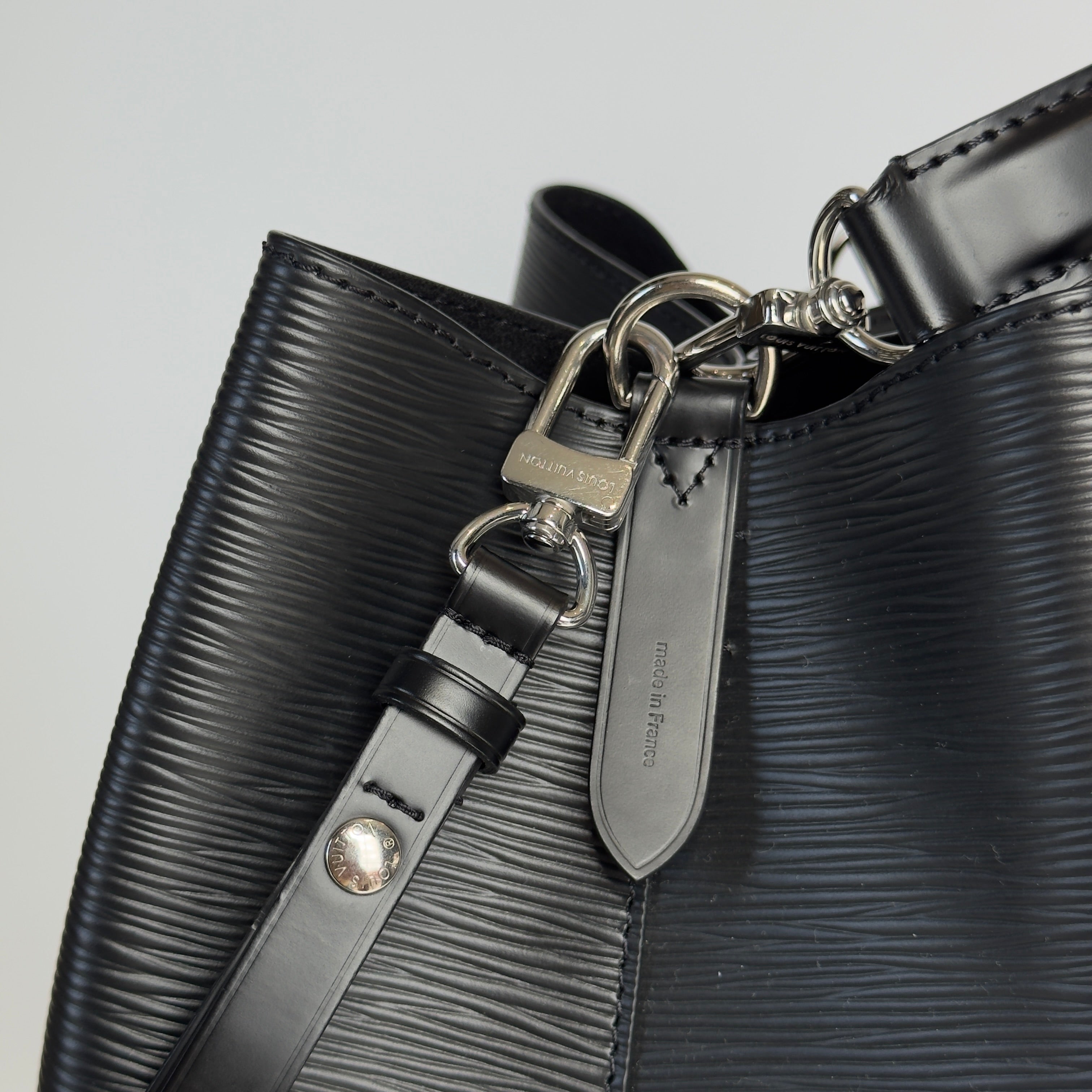 Louis Vuitton Black Epi Leather Noe Bucket Bag - Queen May