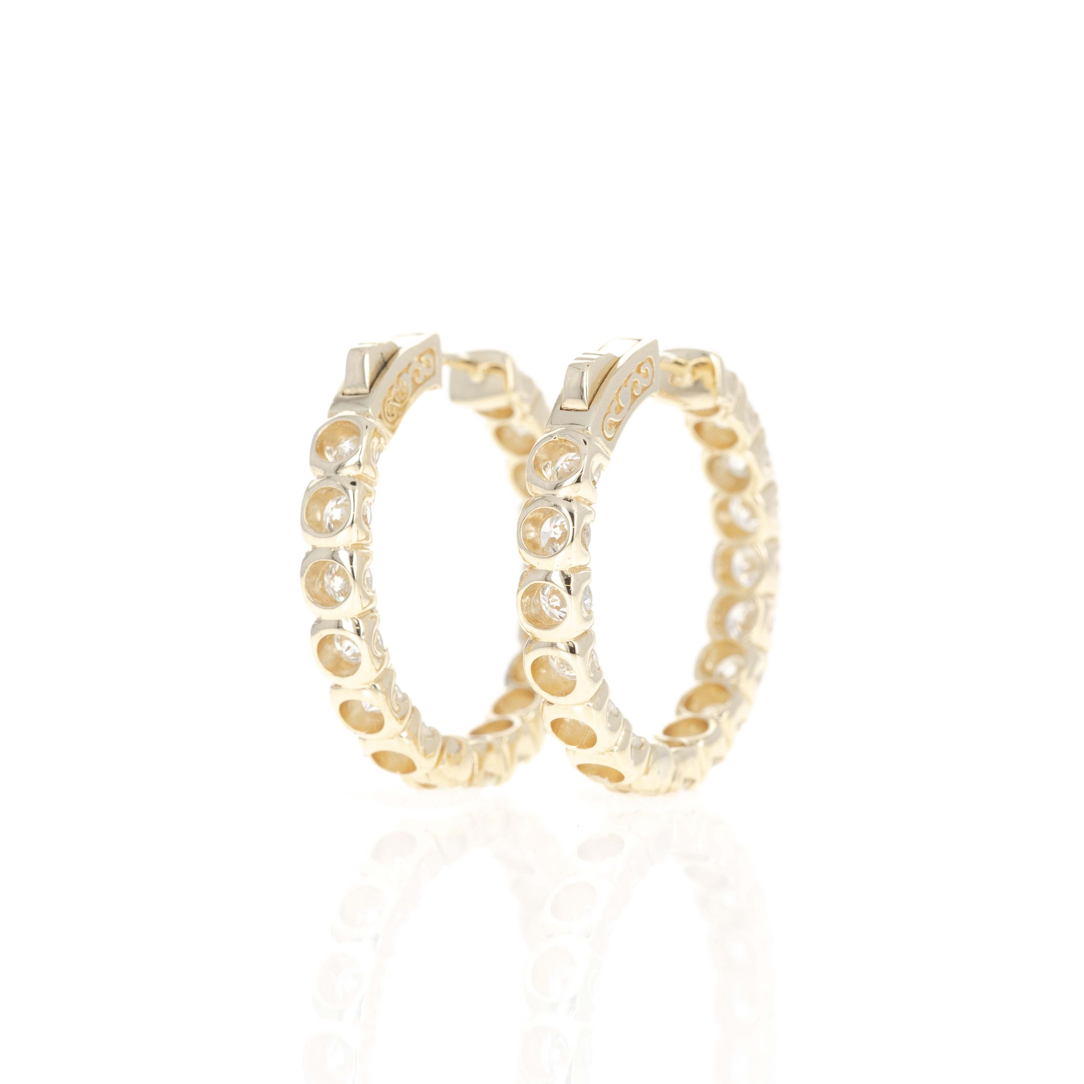 14K Yellow Gold 4.16 Carat Round Diamond Inside-Out Round Hoop Earrings - Queen May