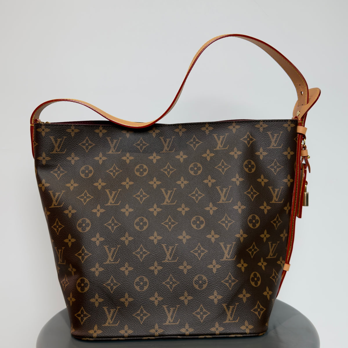 Louis Vuitton All In MM