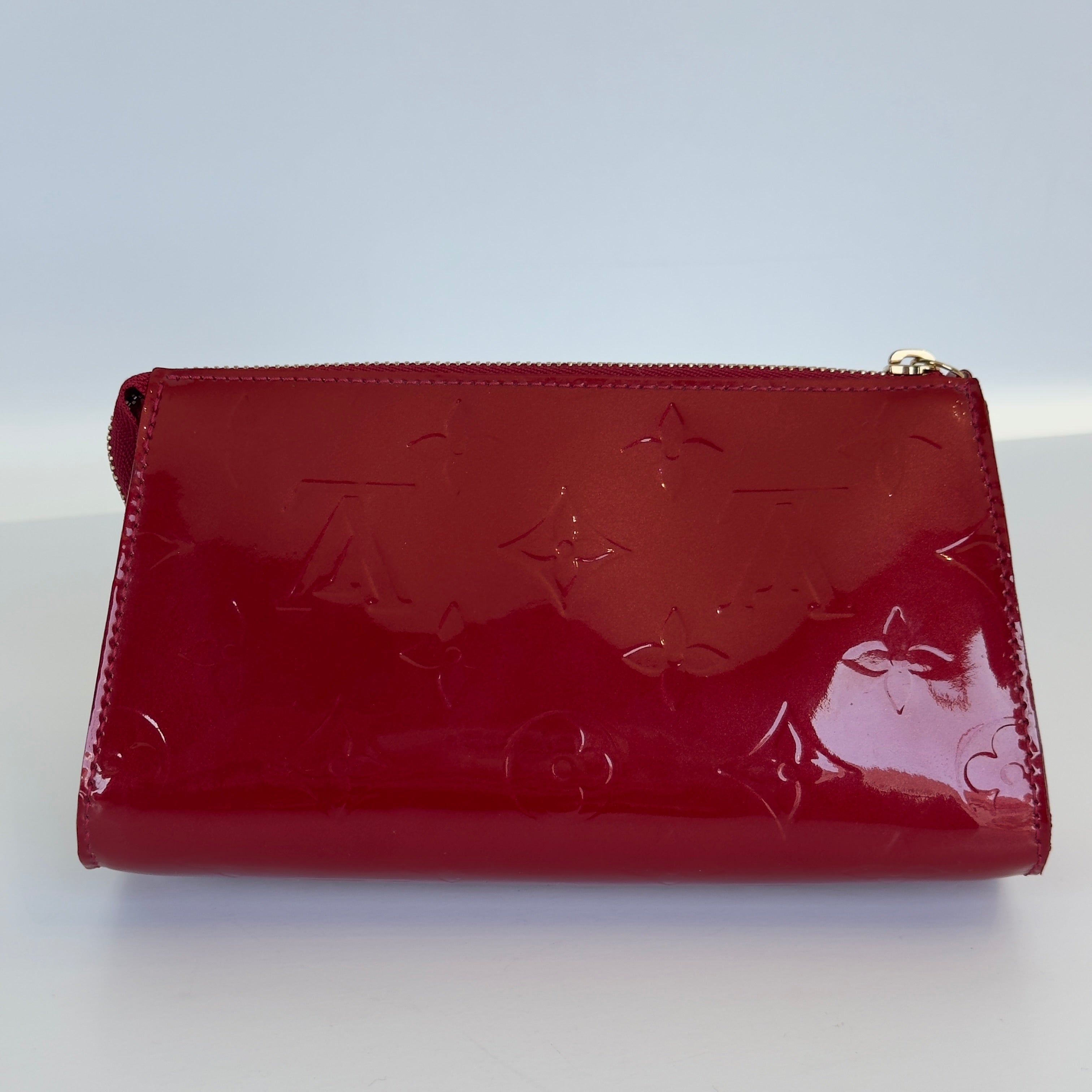 Louis Vuitton Pomme D'Amour Monogram Vernis Cosmetic Pouch - Queen May