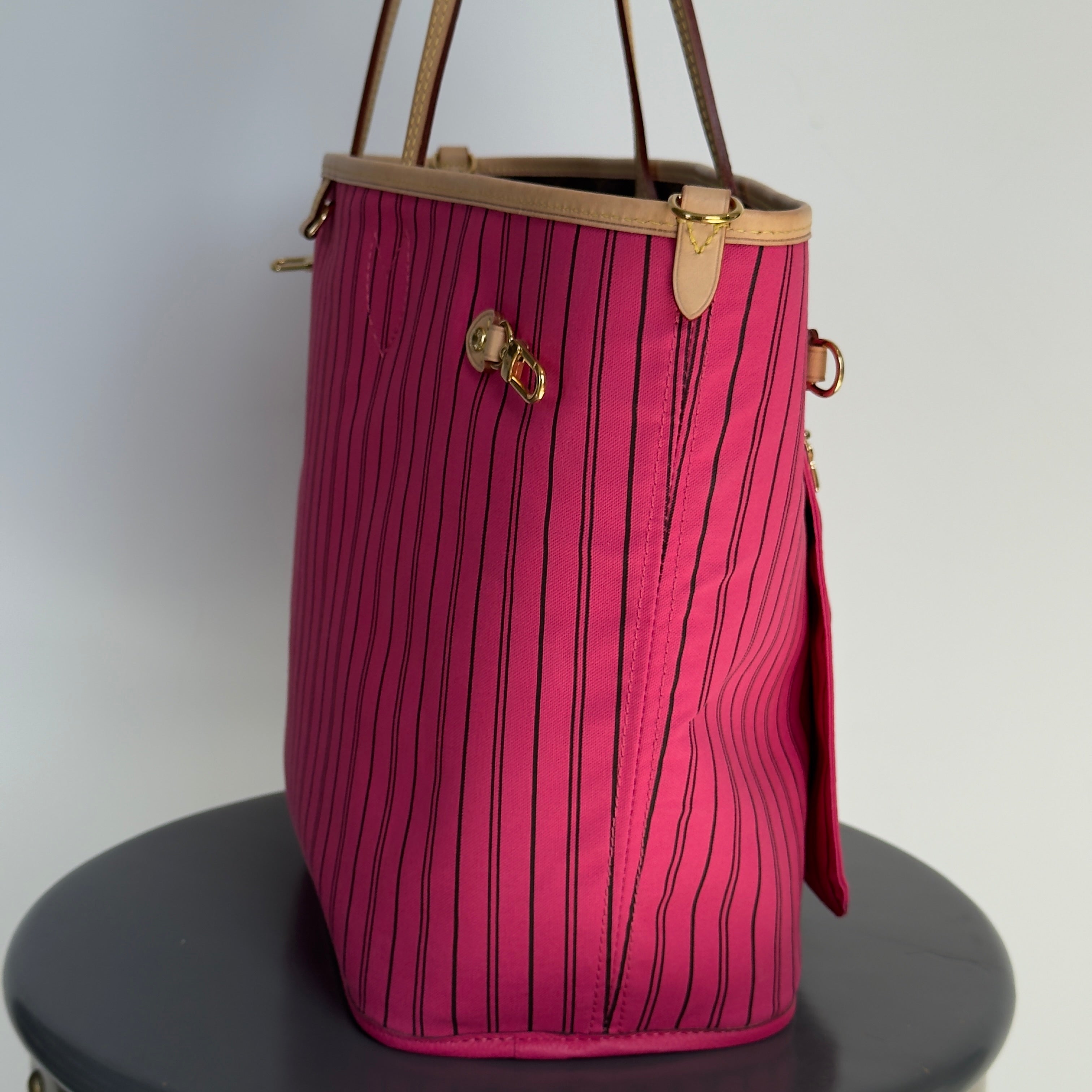 Louis Vuitton Neverfull Bandouliere Inside Out - Queen May