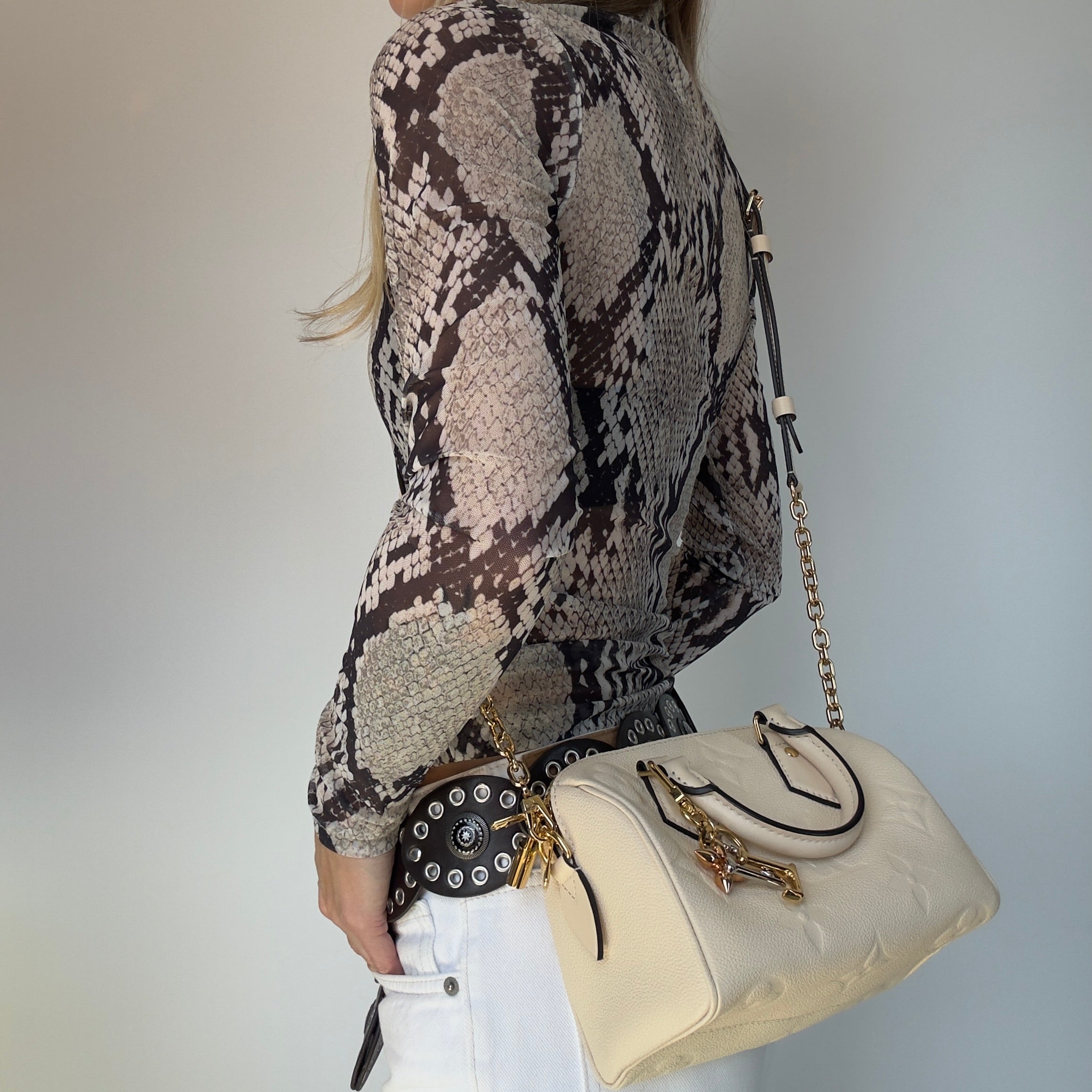 Louis Vuitton Empreinte Speedy Bandouliere 20 Creme With Additional Add On Wave Key Charm - Queen May