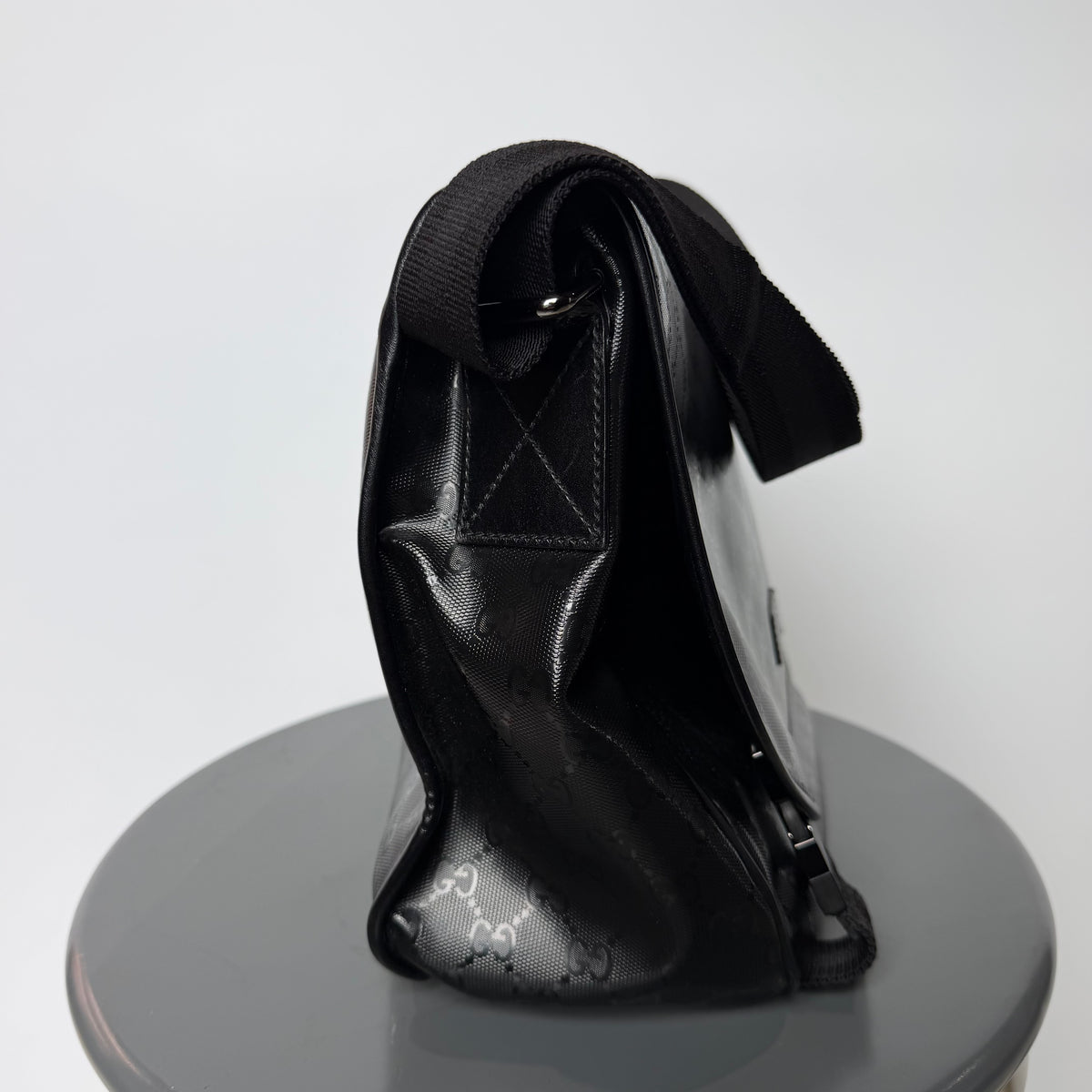 Gucci Black Imprime Messenger Bag - Queen May