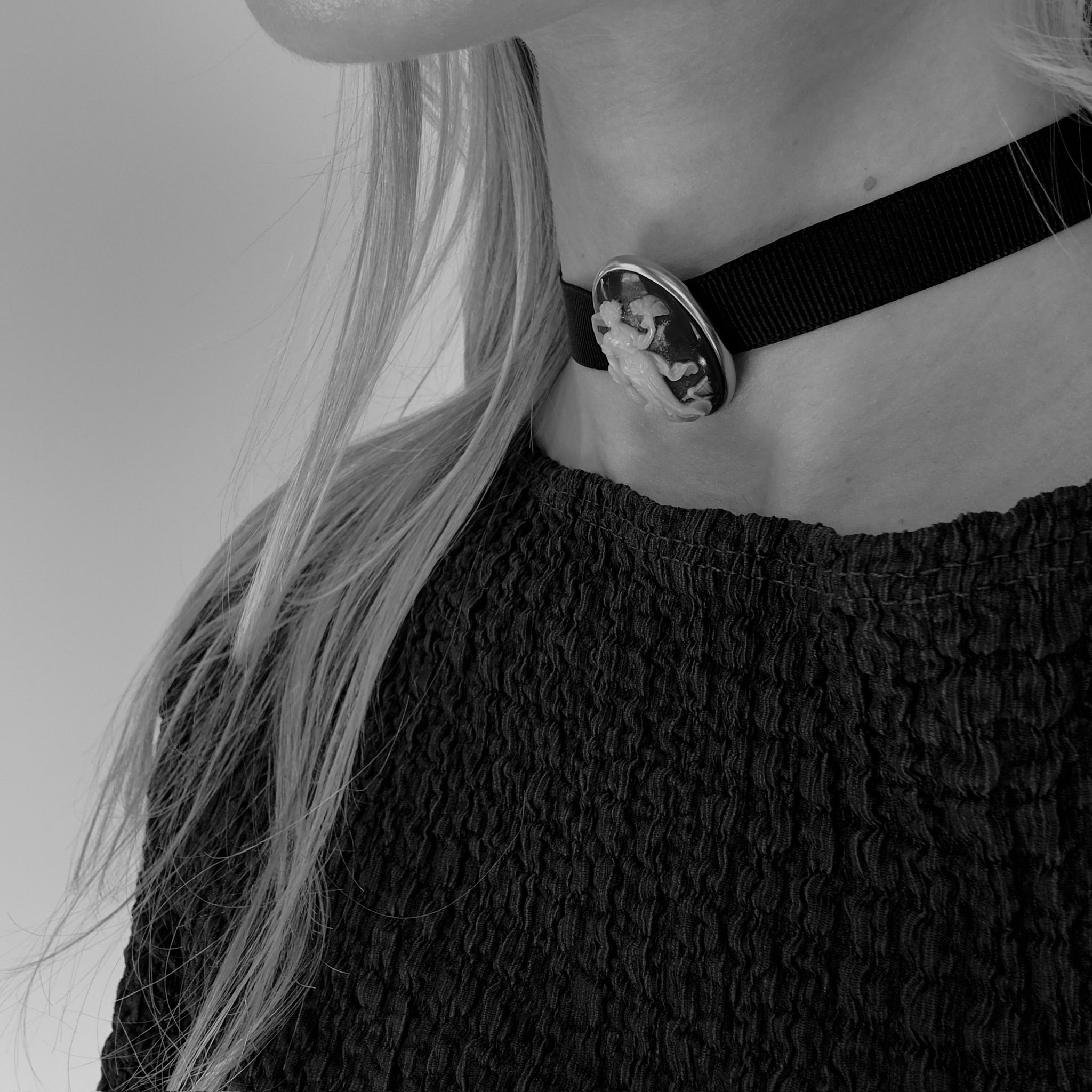 Christian Dior D-Cameo Resin Ribbon Choker - Queen May