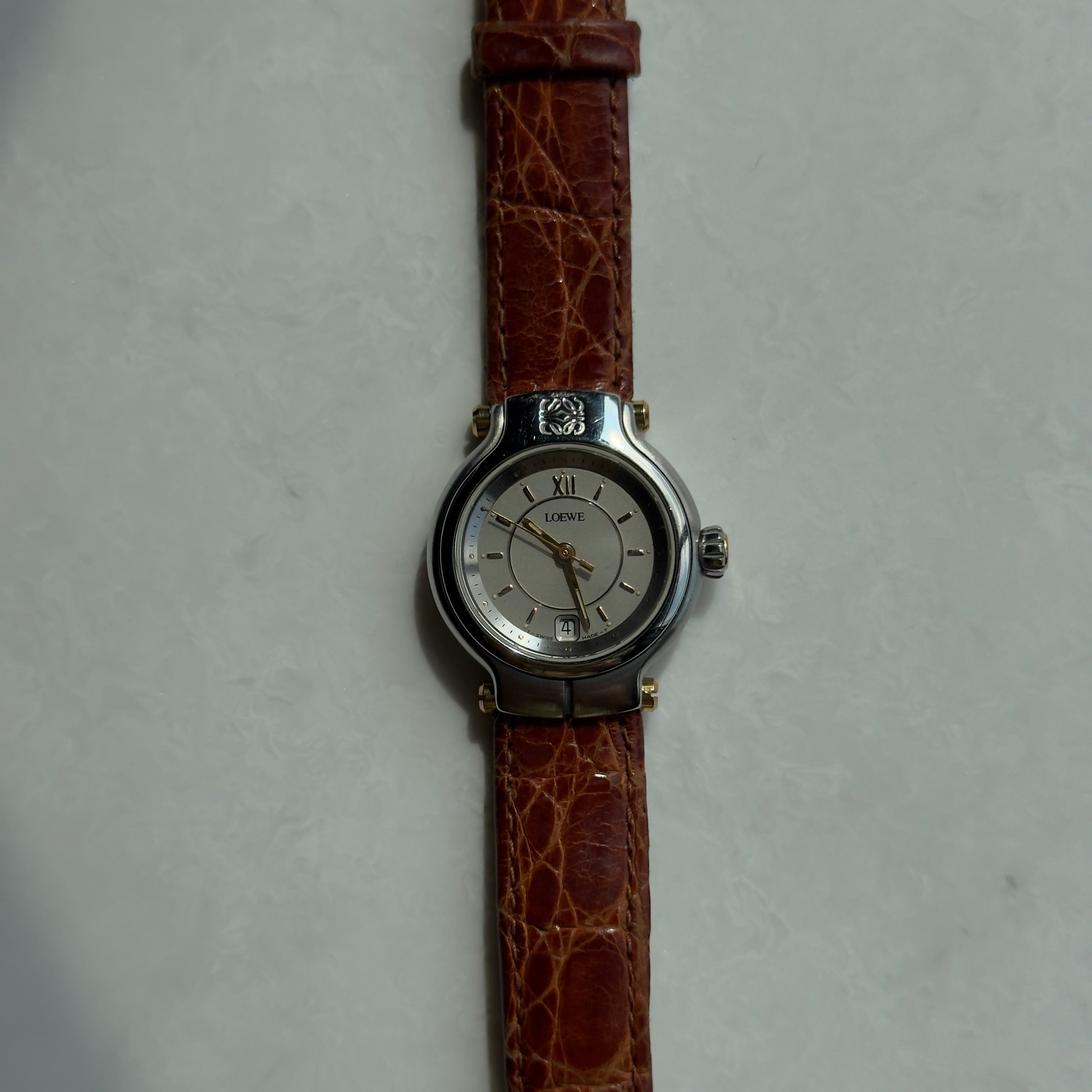 Vintage Ladies Loewe Watch - Queen May
