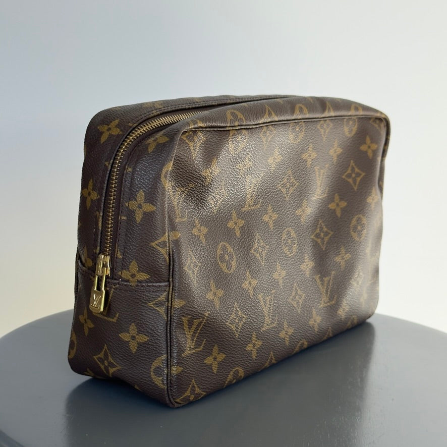 Louis Vuitton Monogram Trousse Toilette 28 - Queen May