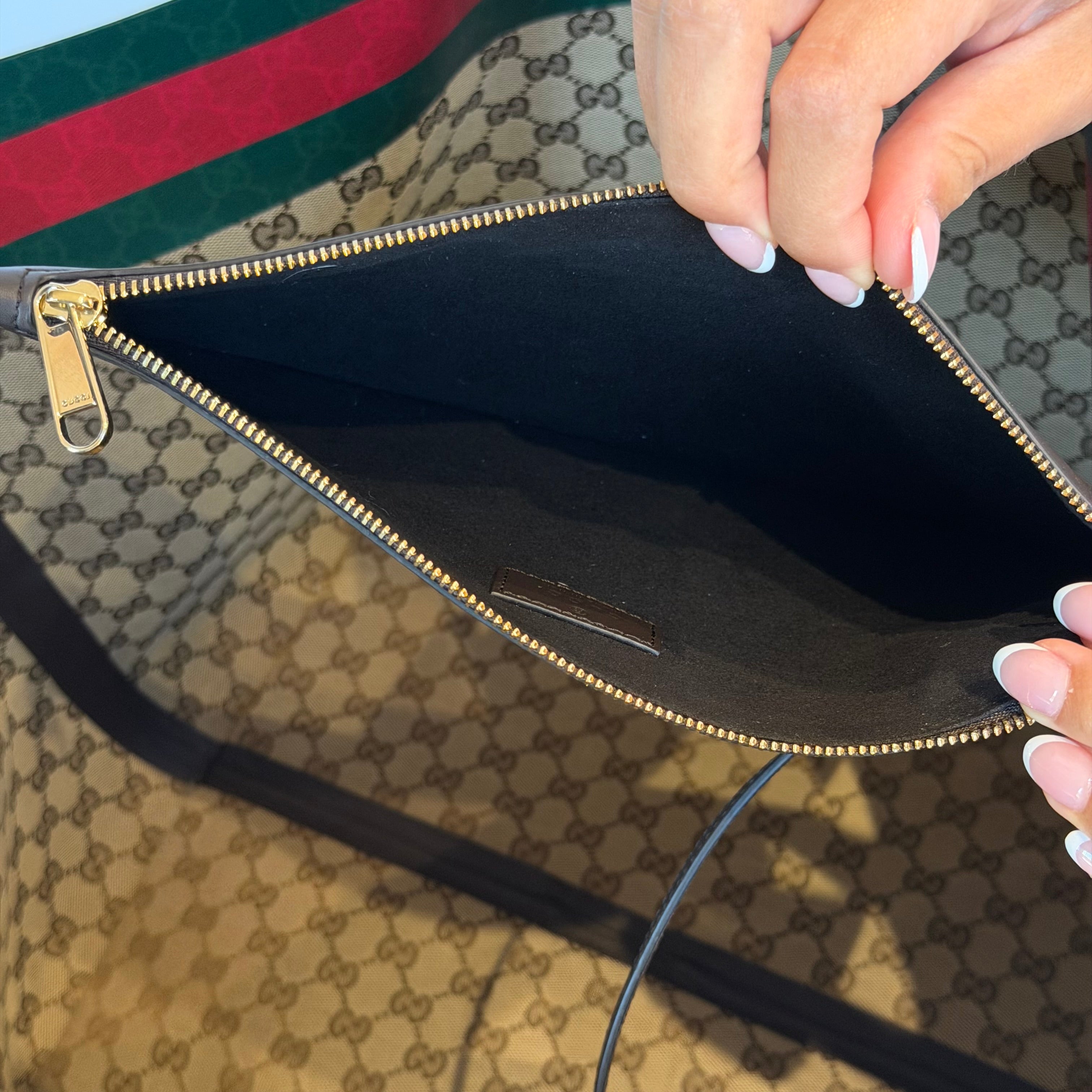 Gucci GG Supreme Totissima Large - Queen May