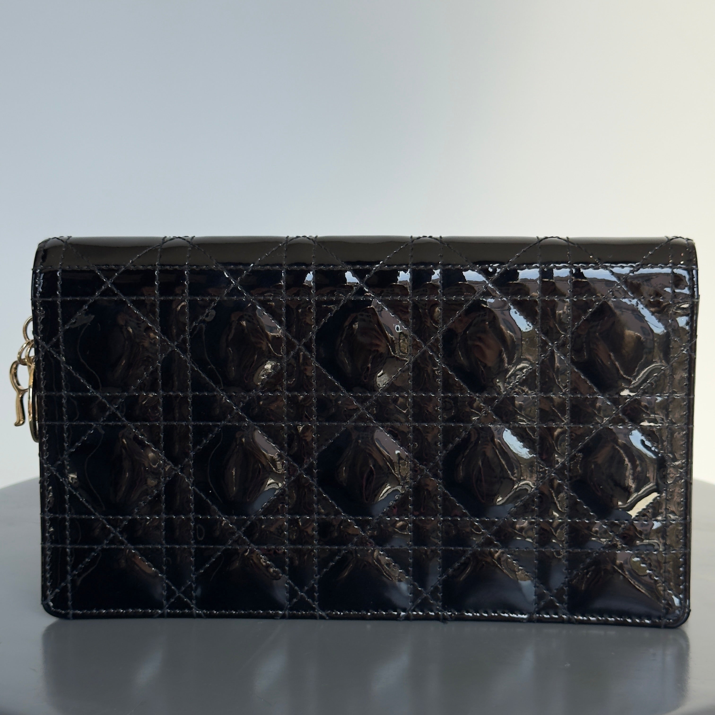 Dior Patent Wallet on Chain - Queen May