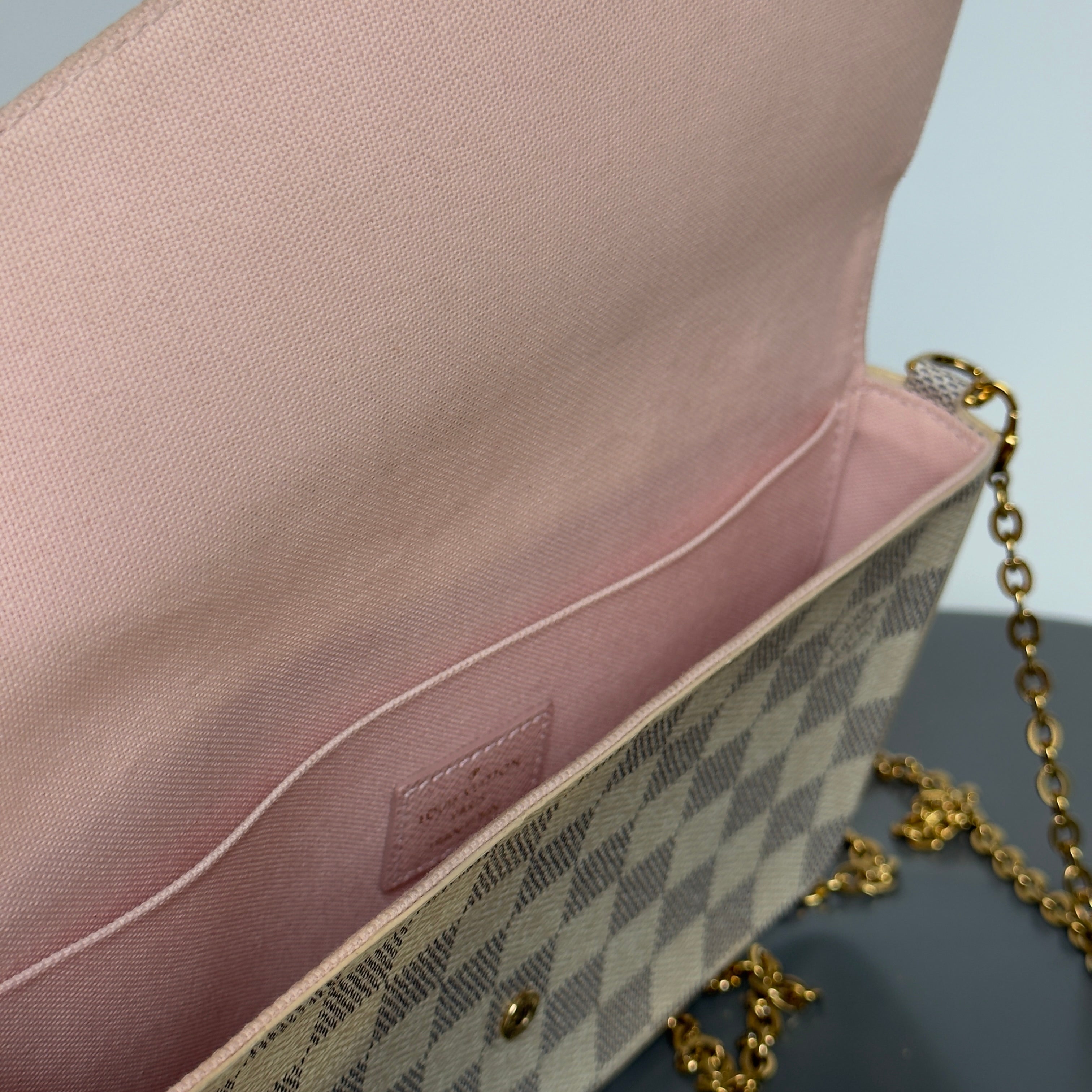 Louis Vuitton Damier Azur Felicie Pochette