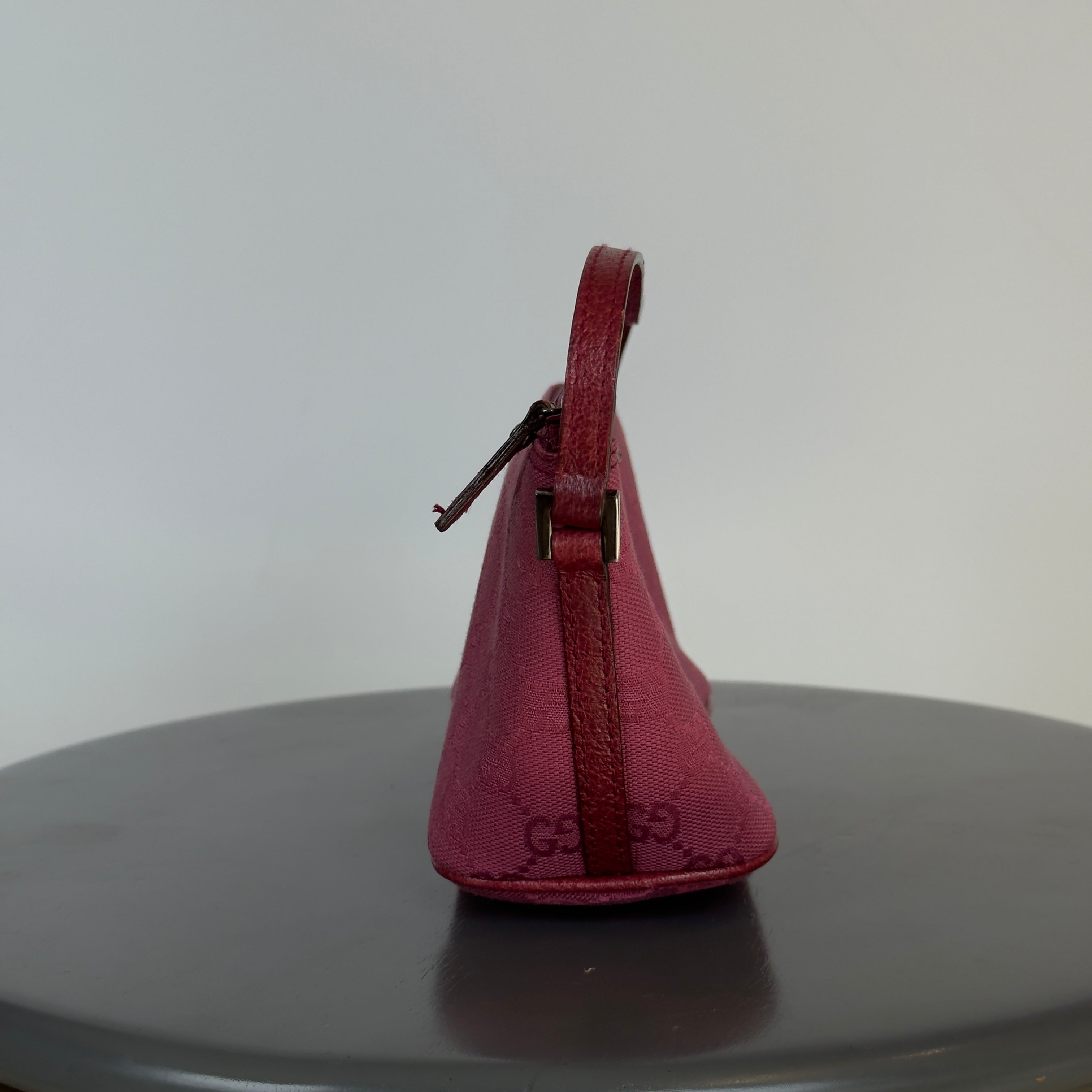 Gucci Boat Pochette Pink - Queen May