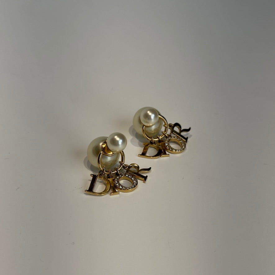 Christian Dior Faux Pearl Crystal Dior Tribales Drop Earrings - Queen May