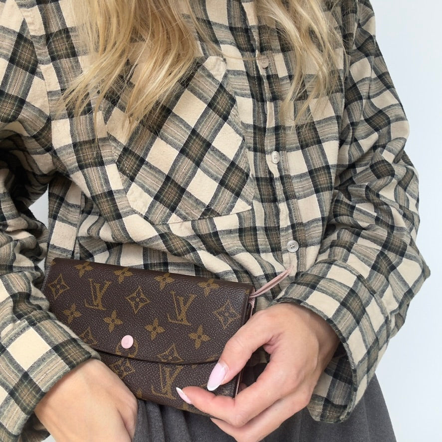 Louis Vuitton Rose Ballerine Monogram Emilie Wallet - Queen May