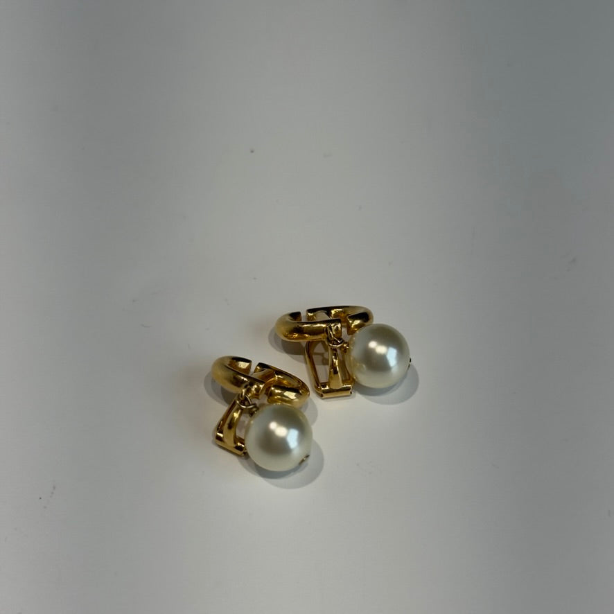 Christian Dior Navy Clip Earrings - Queen May