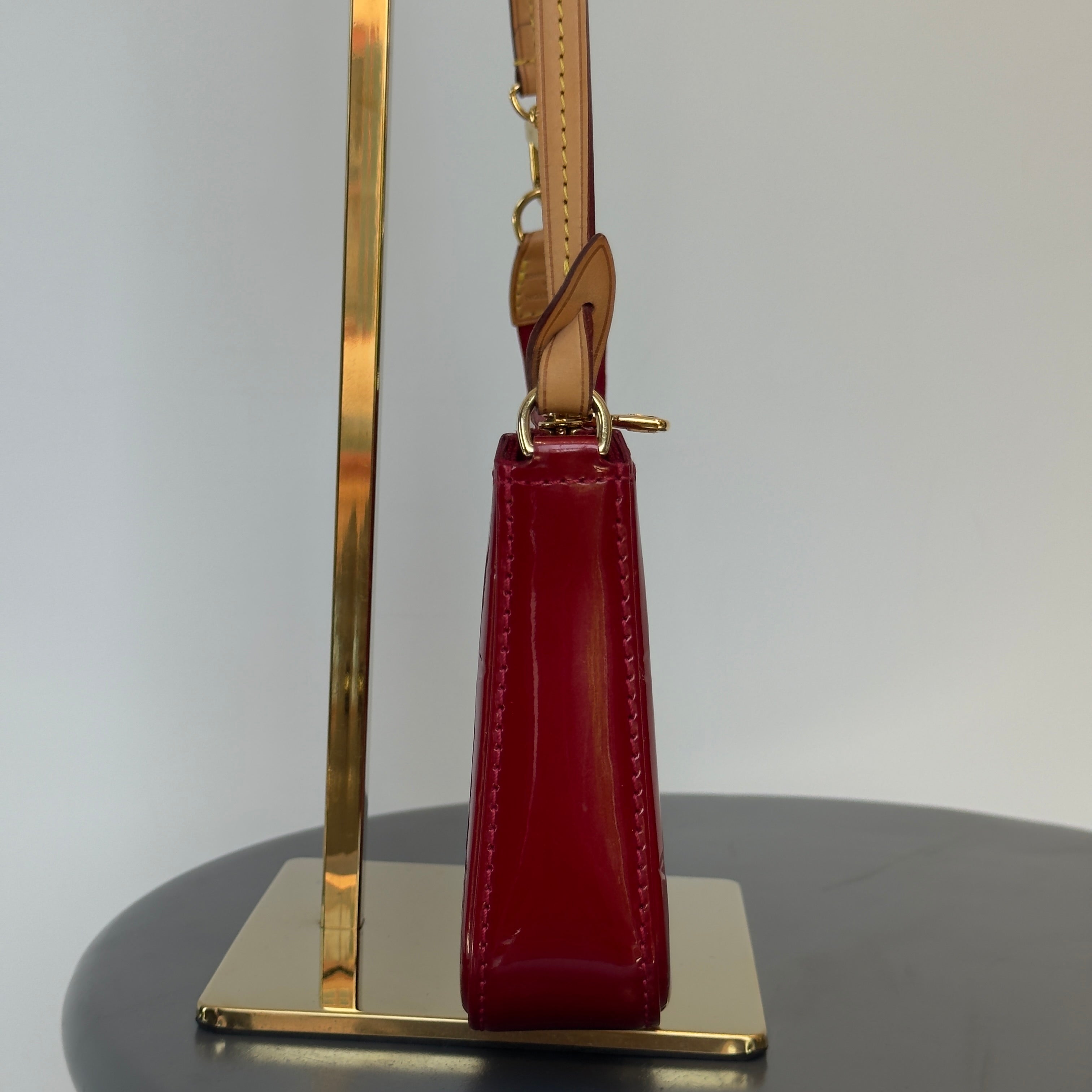 Louis Vuitton Monogram Vernis Pochette Red
