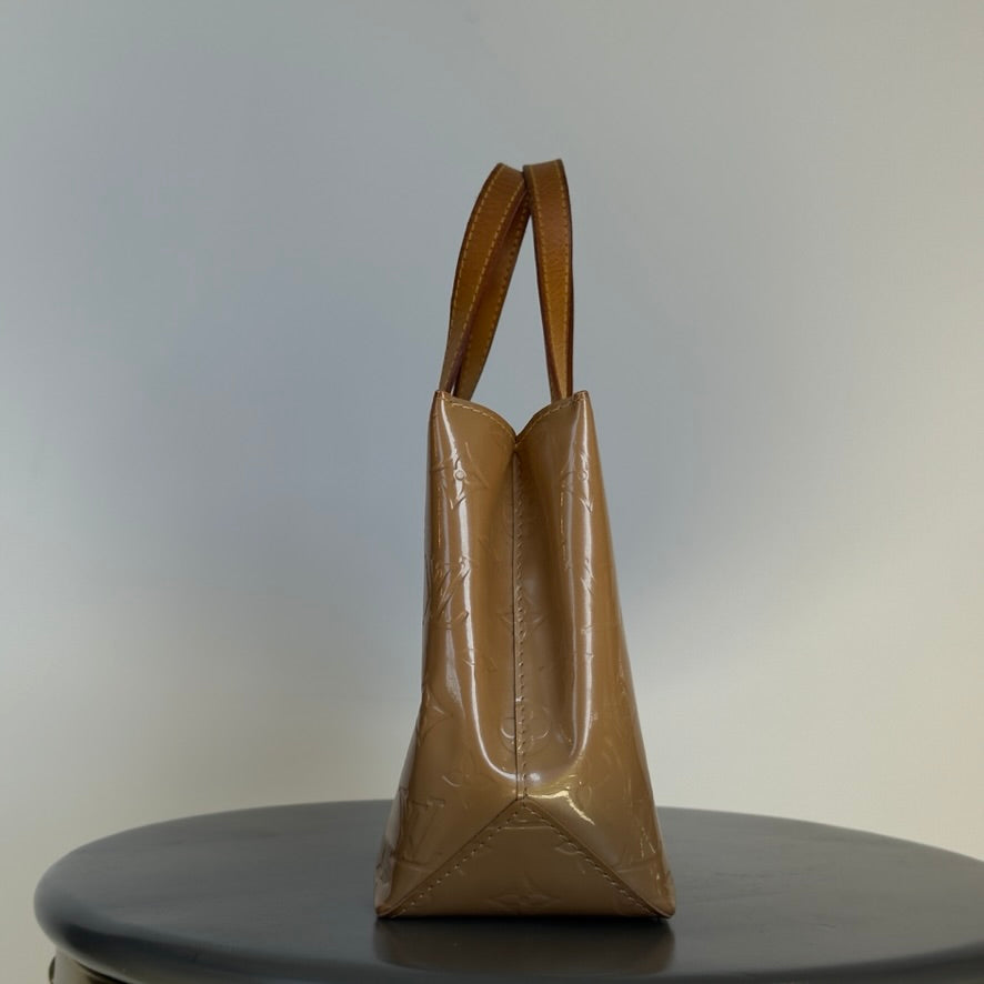 Louis Vuitton Monogram Vernis Reade - Queen May
