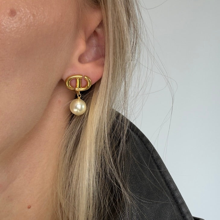 Christian Dior Navy Clip Earrings - Queen May