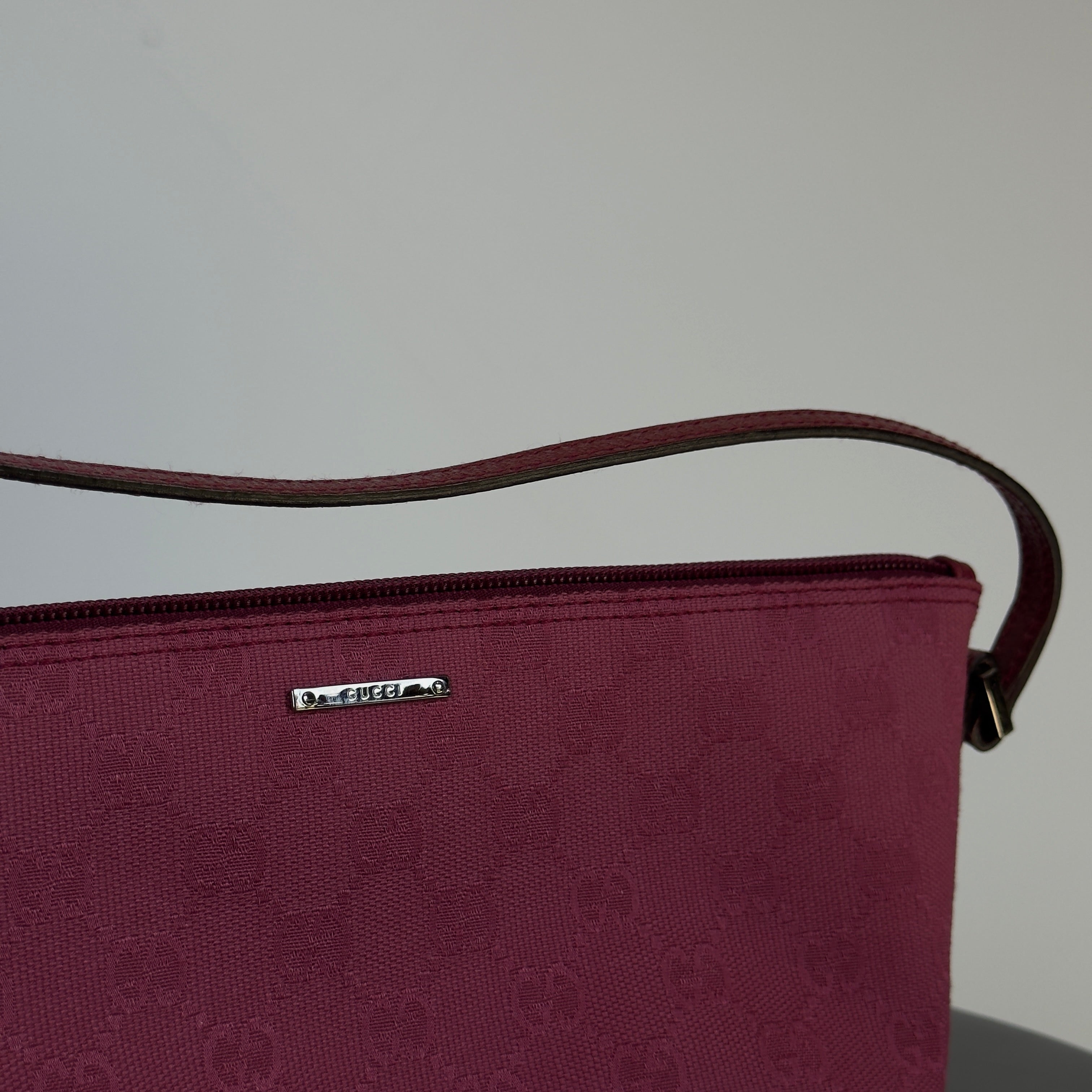 Gucci Boat Pochette Pink - Queen May