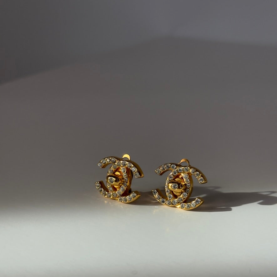 Chanel Rhinestone 1996 Gold Plated CC Turnlock Clip On Earrings - Queen May