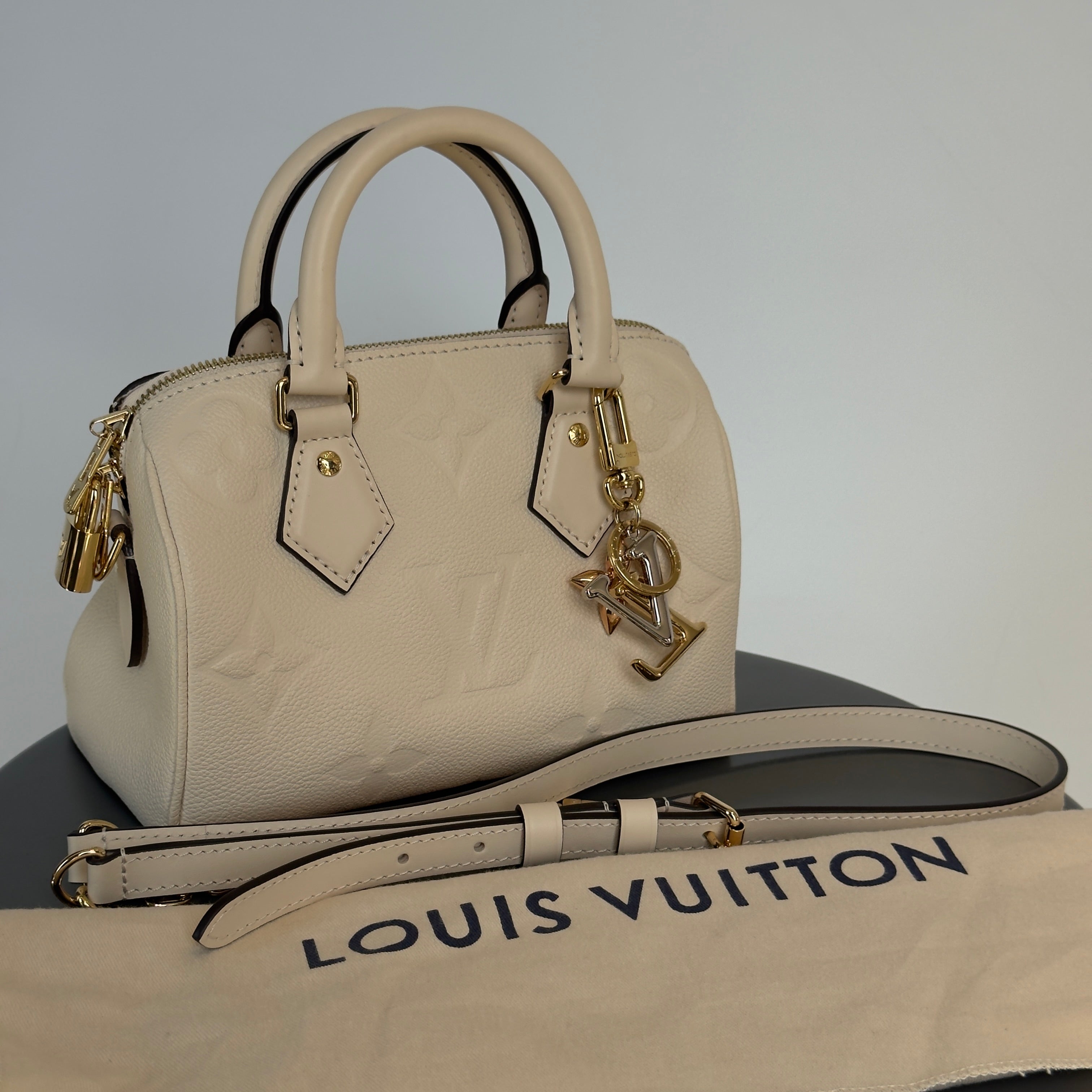 Louis Vuitton Empreinte Speedy Bandouliere 20 Creme With Additional Add On Wave Key Charm - Queen May