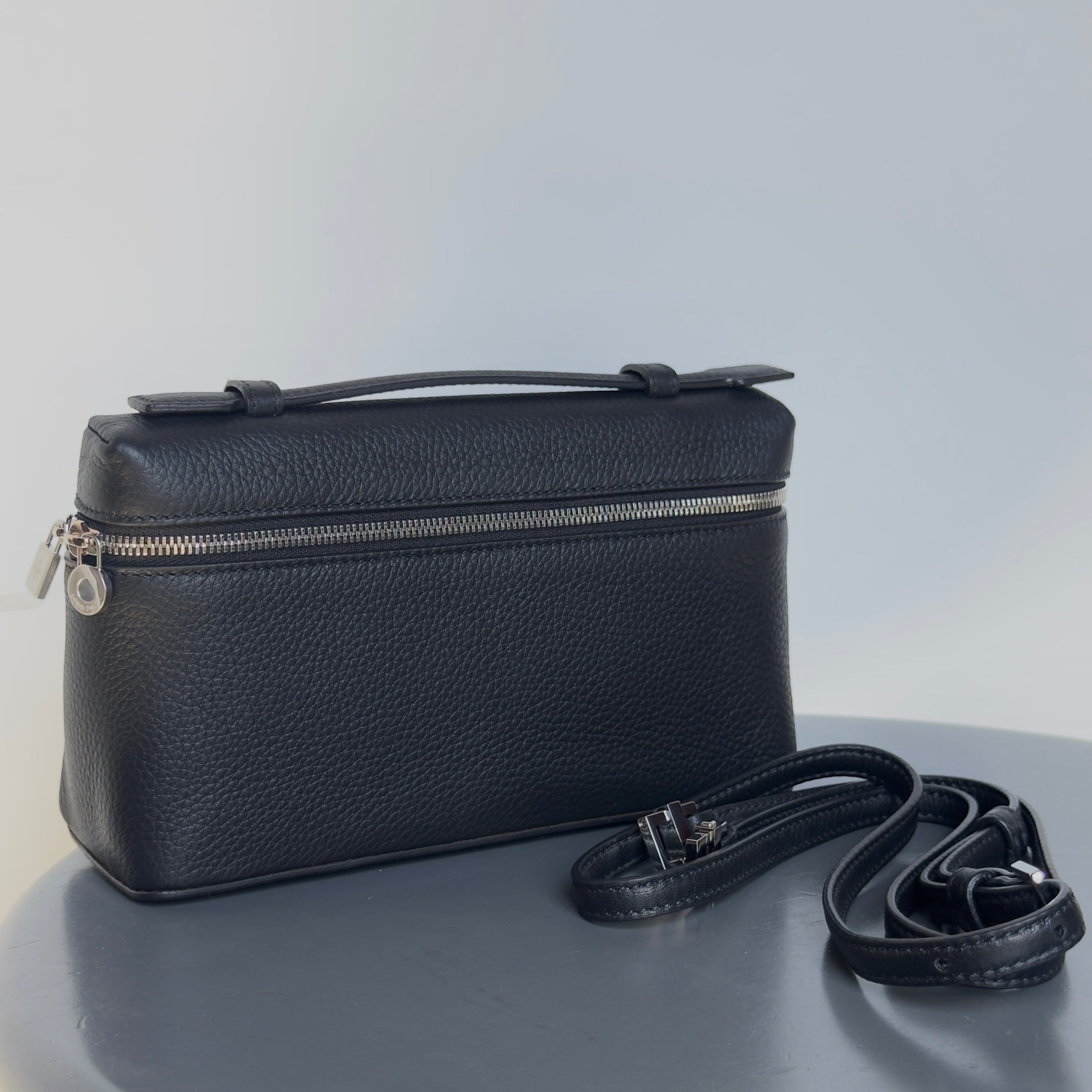 Loro Piana L19 Tender Extra Pocket Pouch Black - Queen May