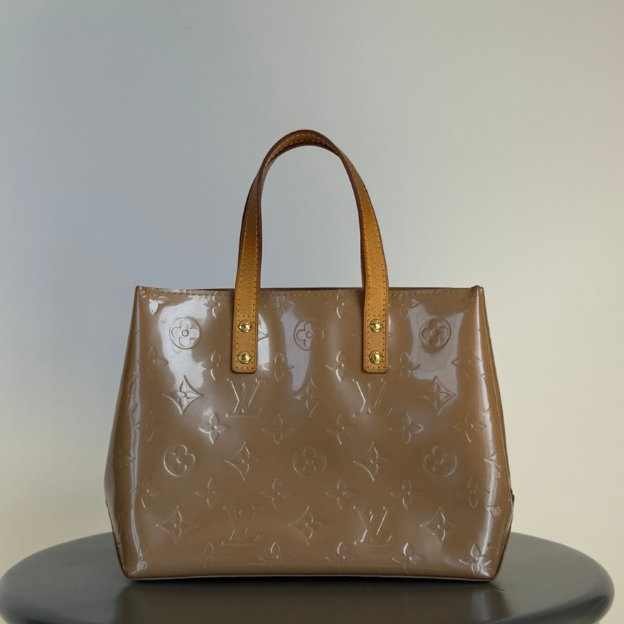 Louis Vuitton Monogram Vernis Reade - Queen May