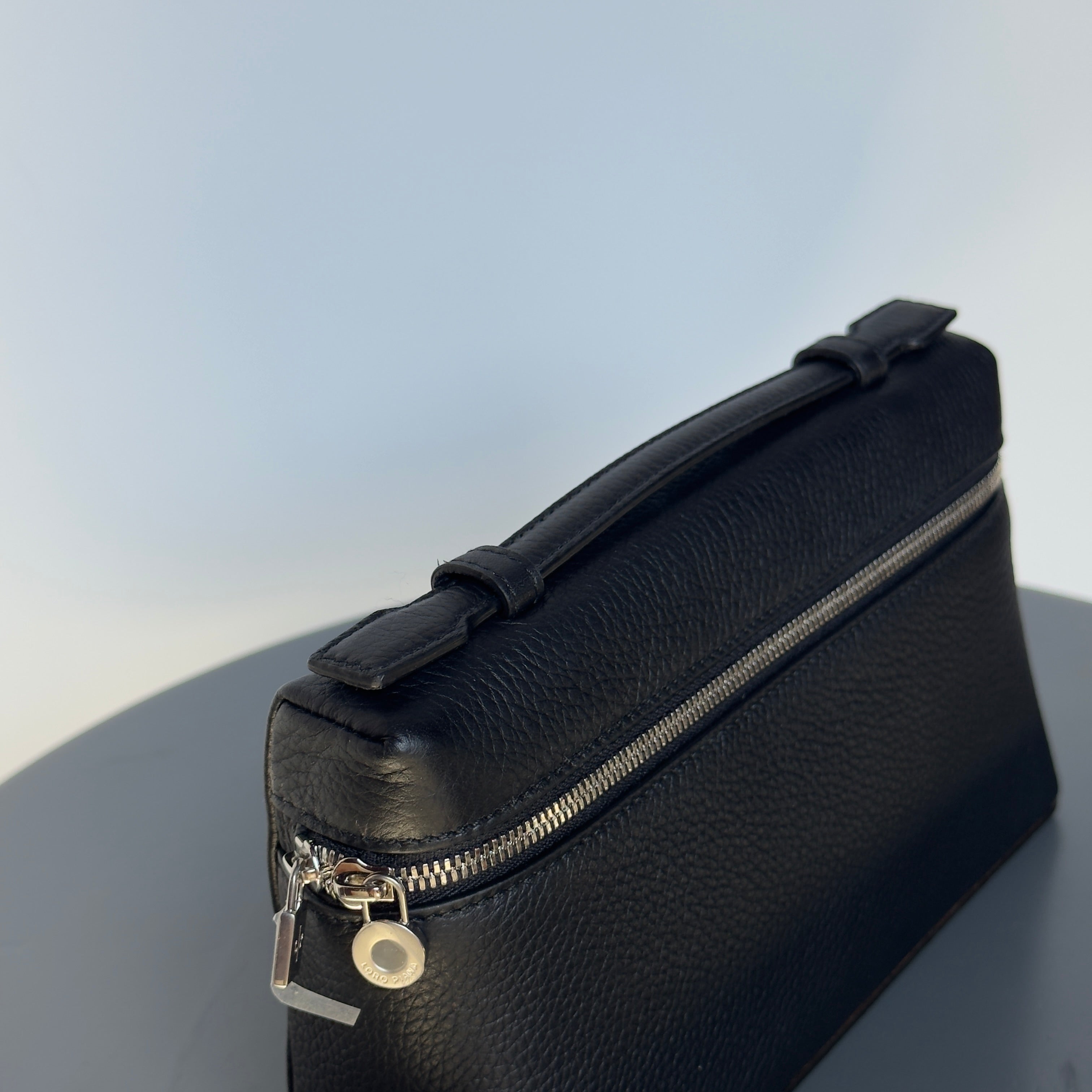 Loro Piana L19 Tender Extra Pocket Pouch Black - Queen May