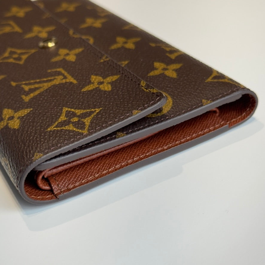 Louis Vuitton Monogram Wallet - Queen May