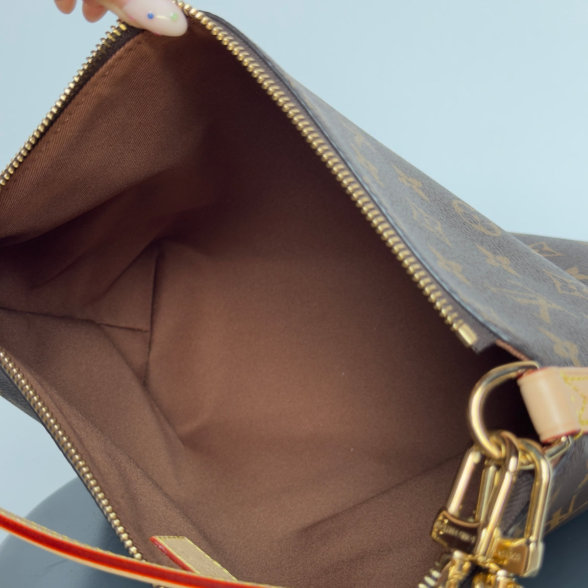 Louis Vuitton Monogram Multipass - Queen May