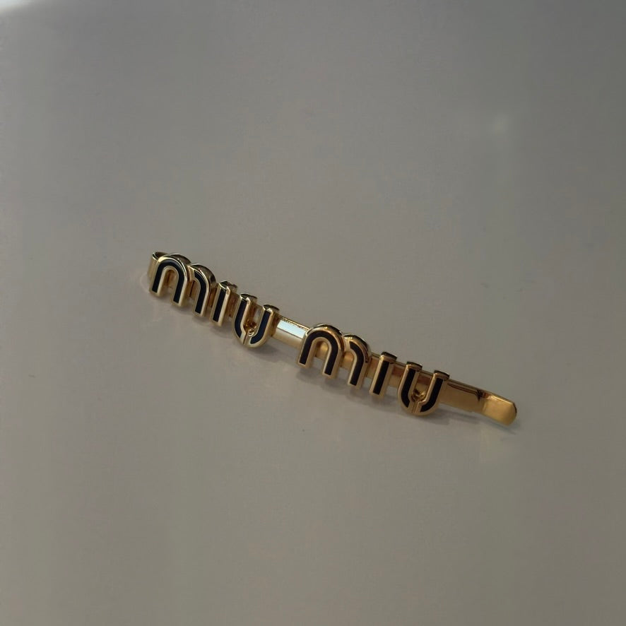 Miu Miu Enameled Metal Hair Clip Black Enamel - Queen May