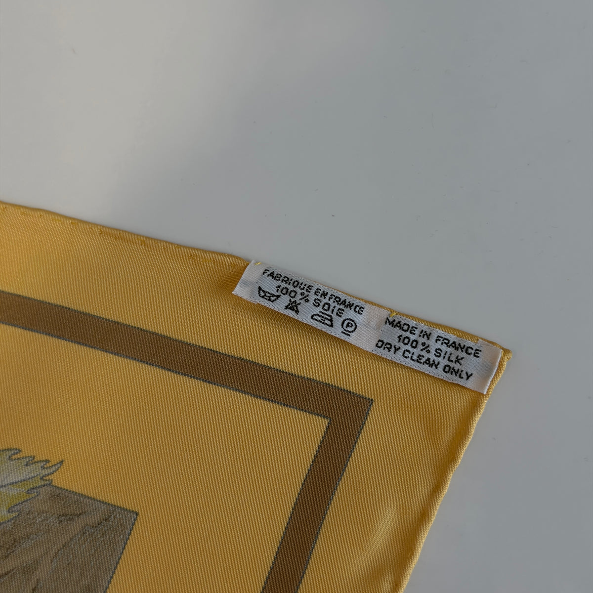 Rare Hermes Carré 90 Casse-Noisette Silk Scarf