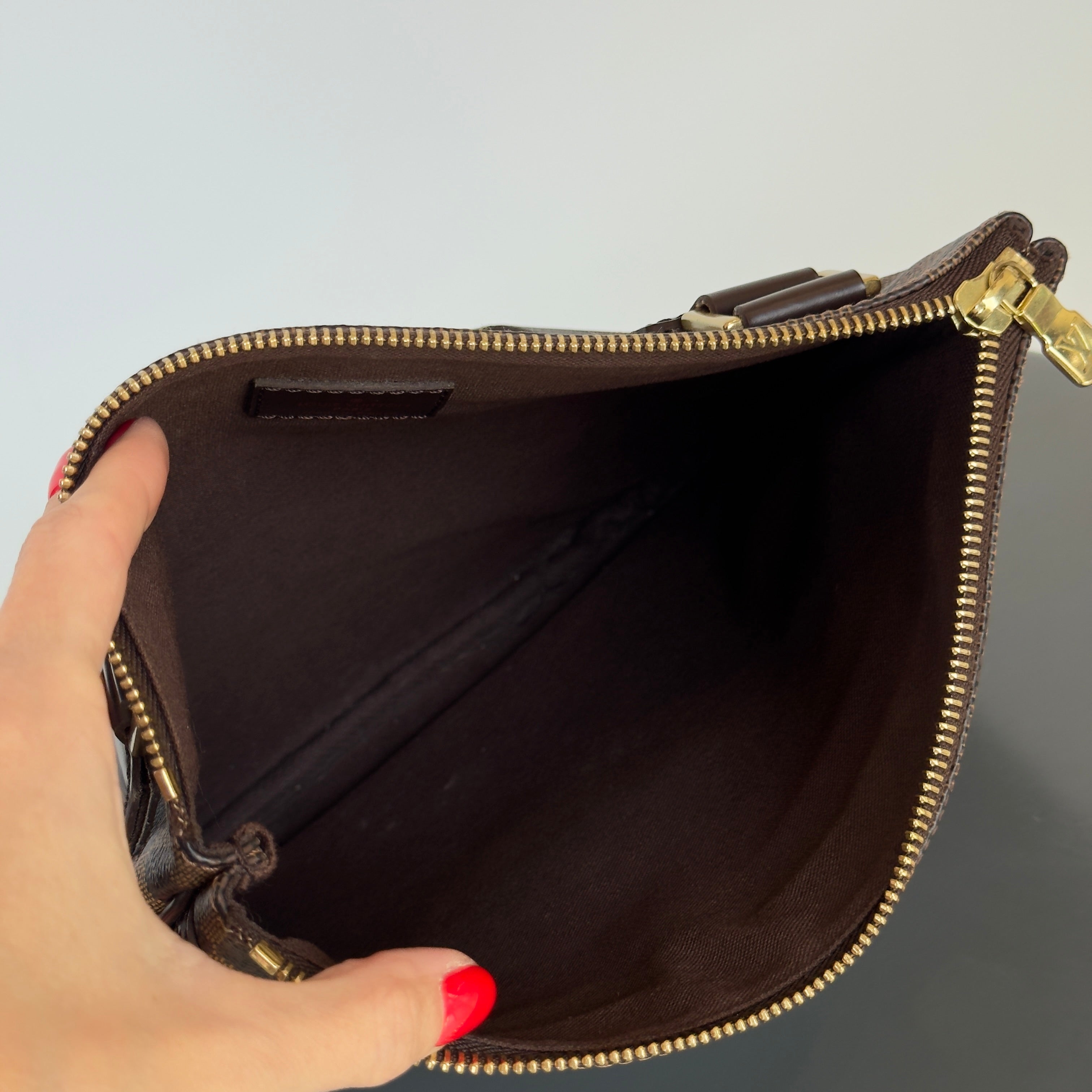 Louis Vuitton Bosphore Damier Ebene Pochette - Queen May