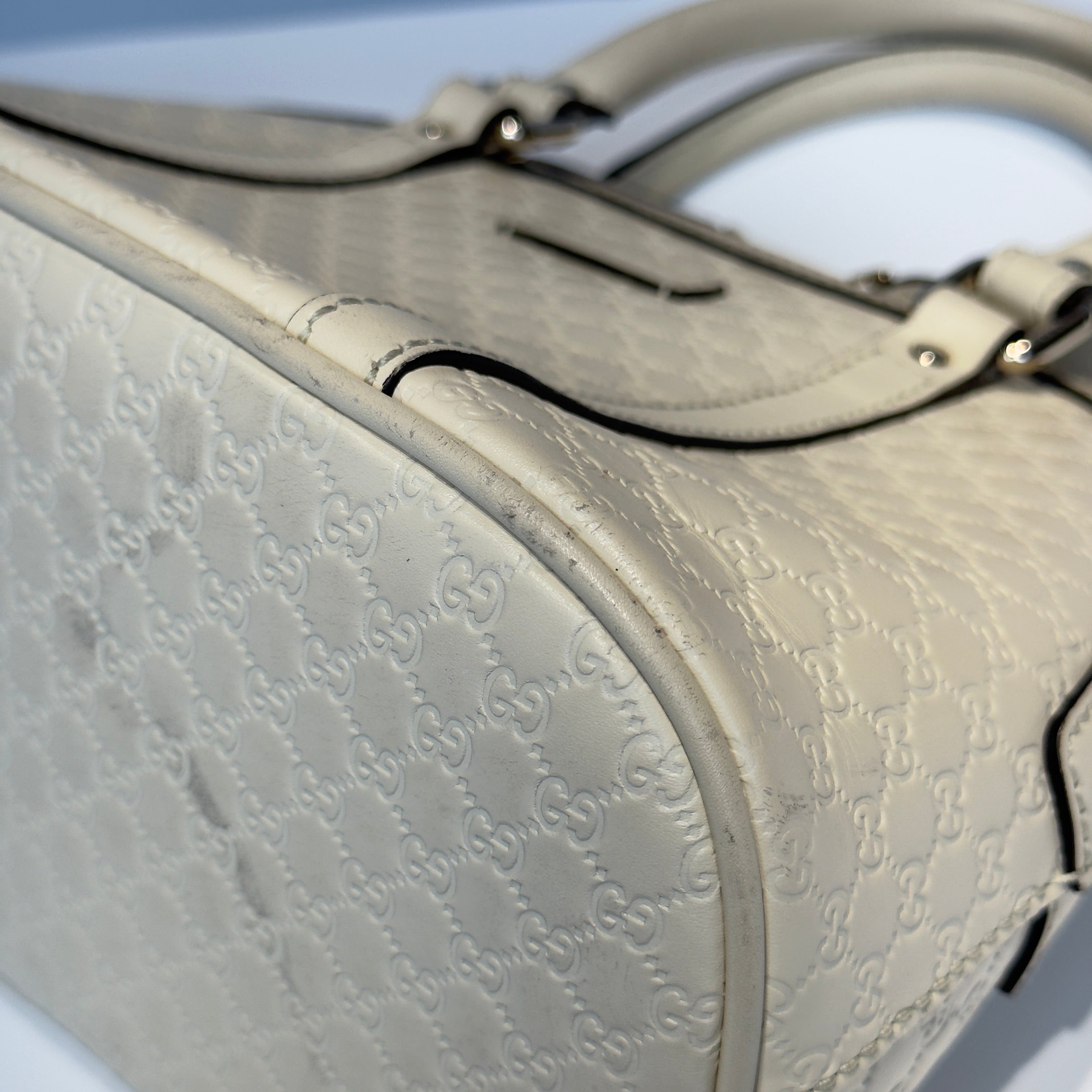Gucci Mini Microguccissima Dome Bag - Queen May