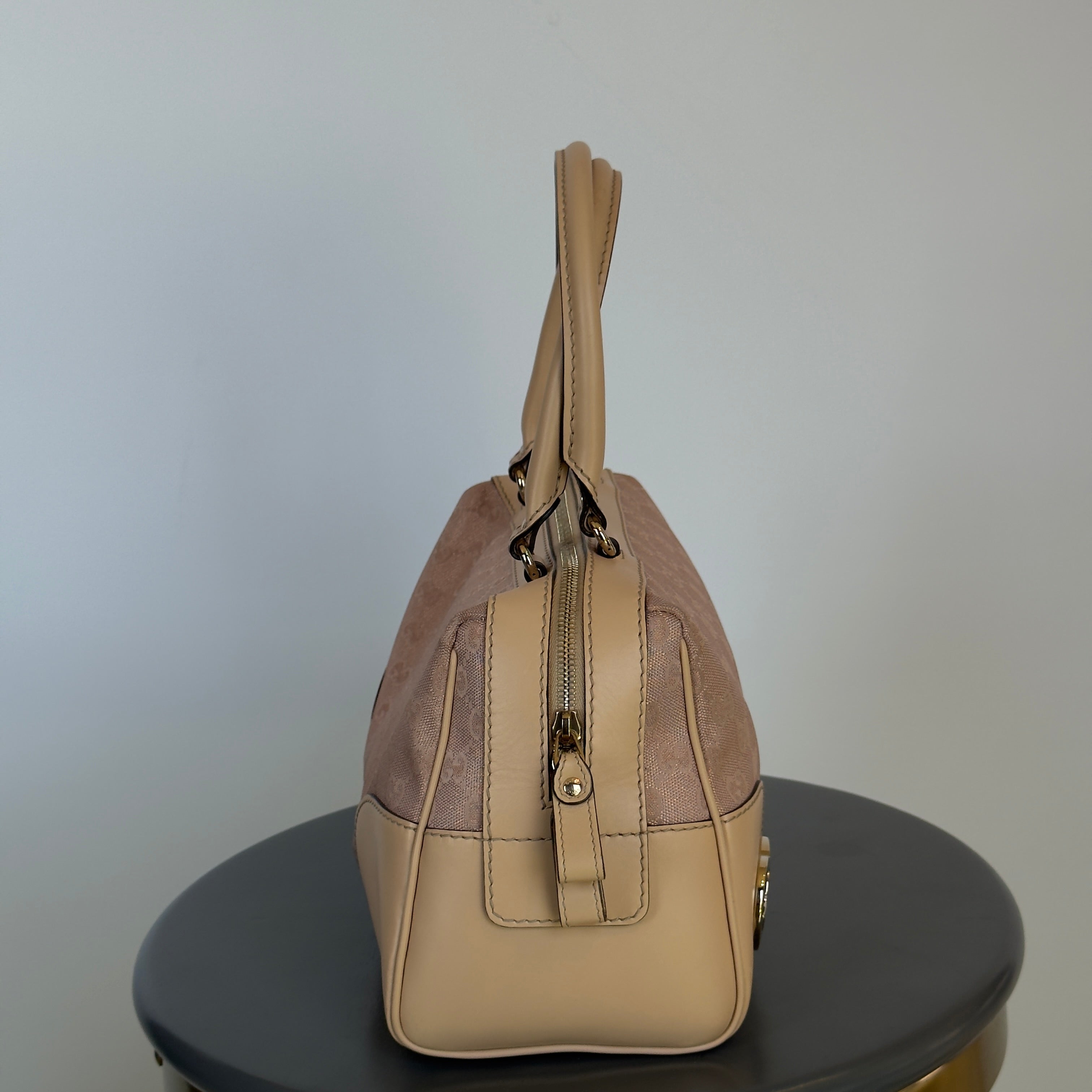 Gucci GG Canvas Lovely Small Canvas Bag - Queen May