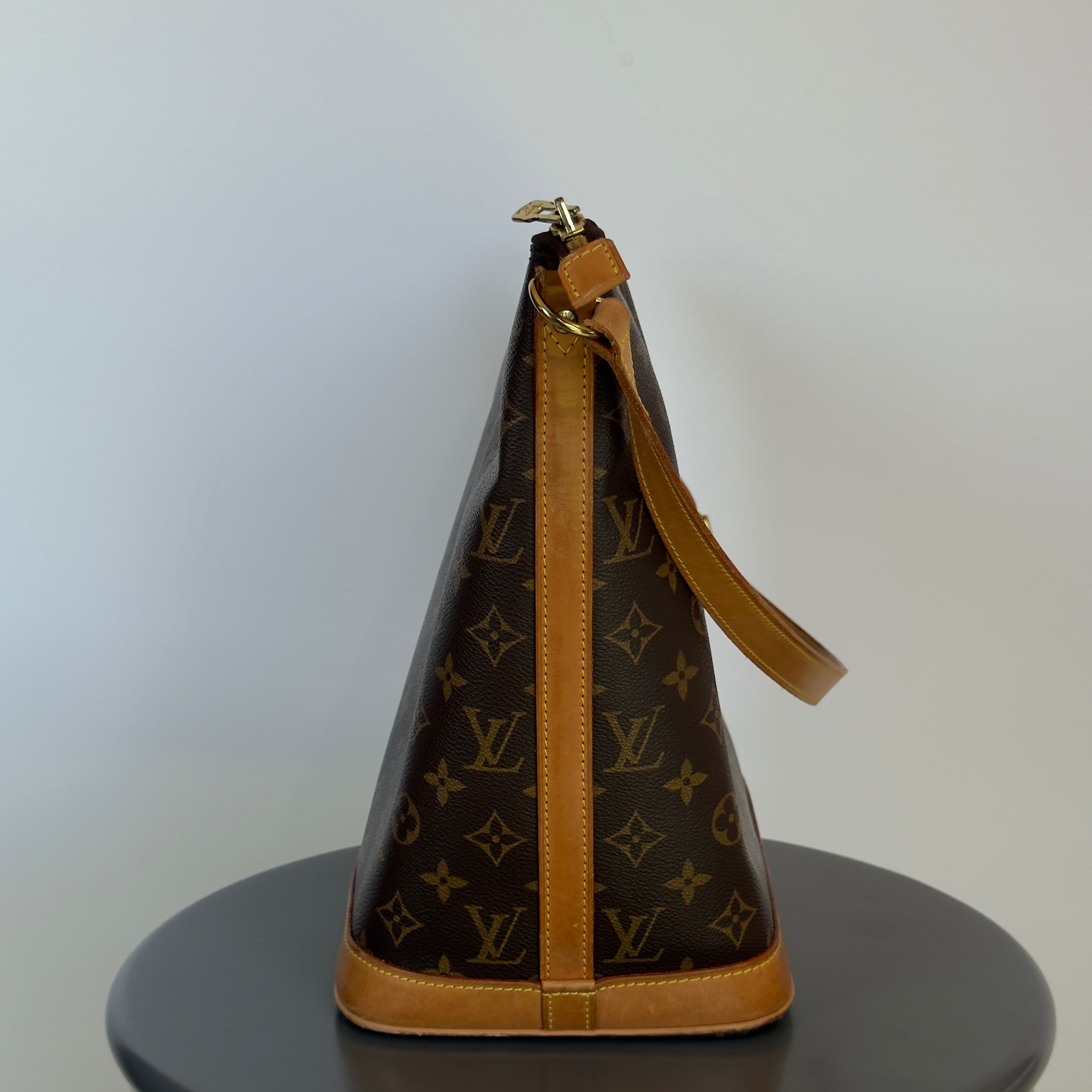 Louis Vuitton Monogram Sharon Stone Amfar - Queen May
