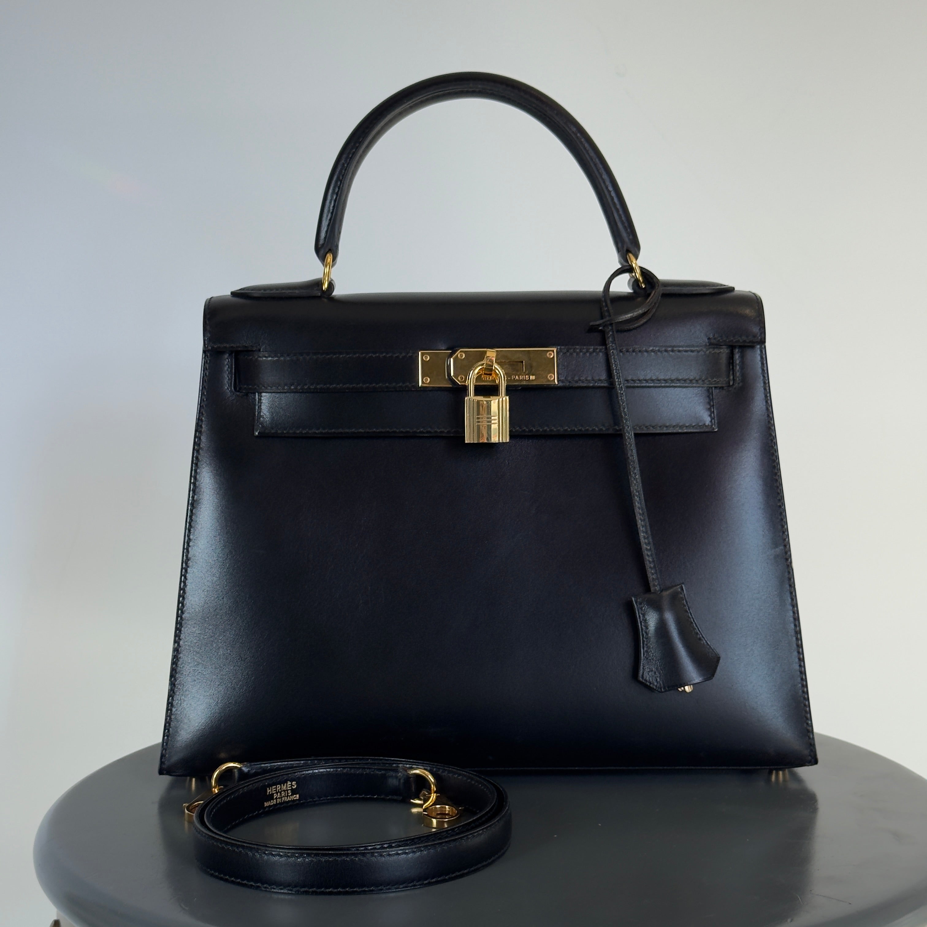 Hermes Black Box Kelly 28 Sellier Bag - Queen May