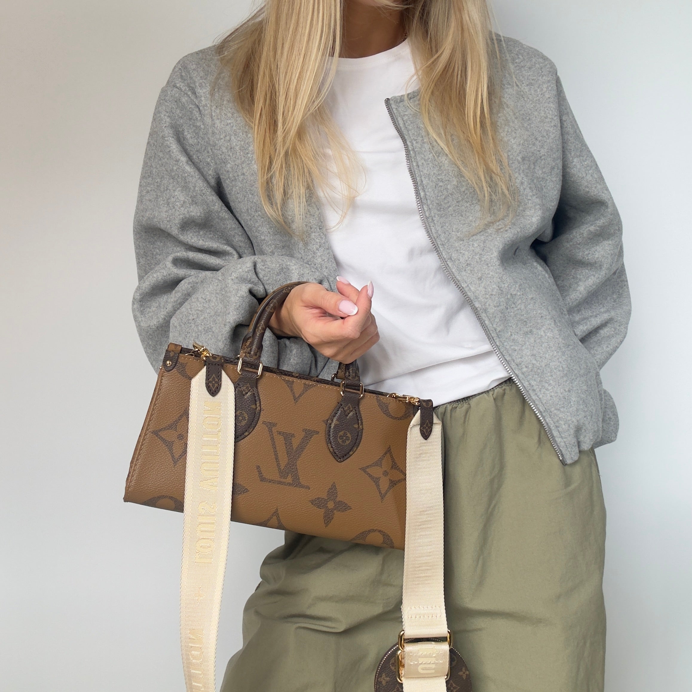 Louis Vuitton Monogram On The Go East To West - Queen May